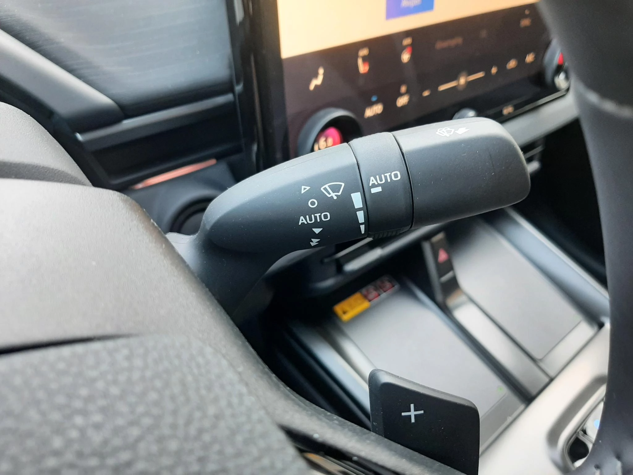 Hoofdafbeelding Toyota C-HR+