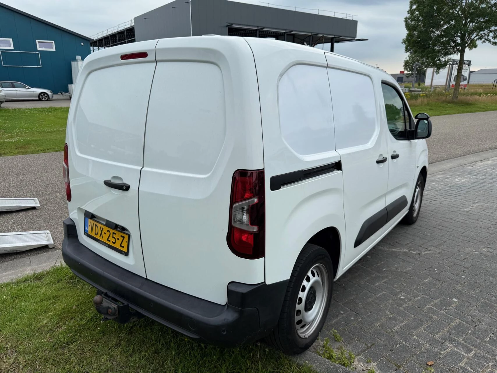 Hoofdafbeelding Peugeot Partner