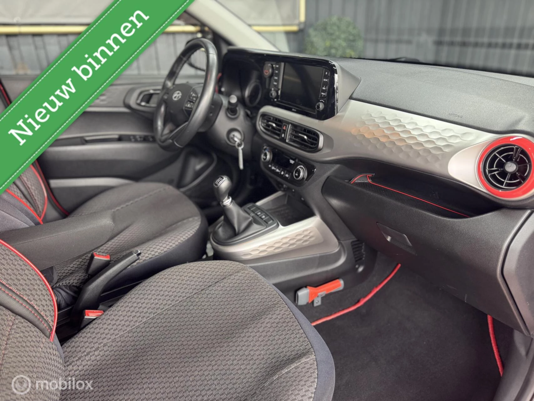 Hoofdafbeelding Hyundai i10