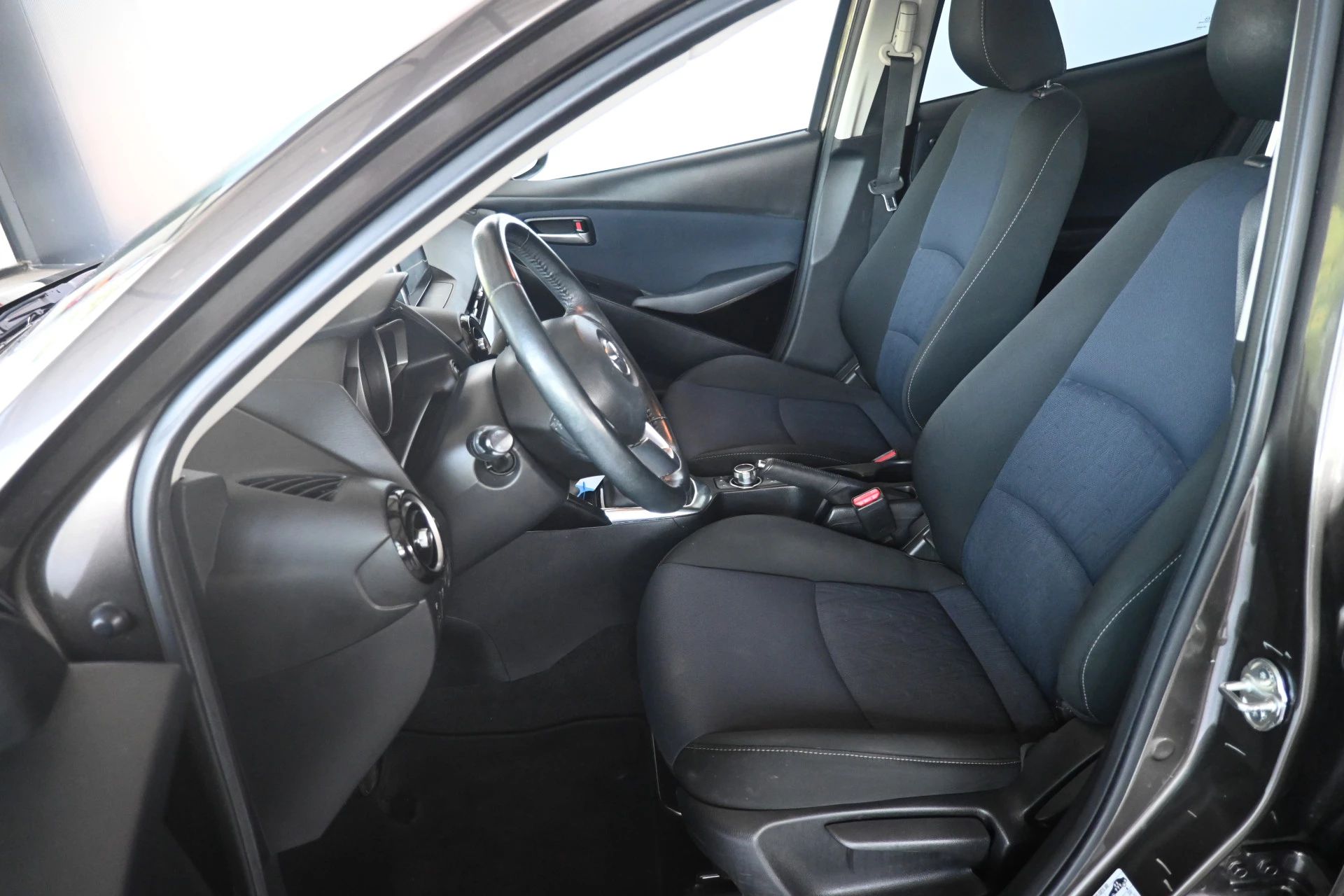 Hoofdafbeelding Mazda 2