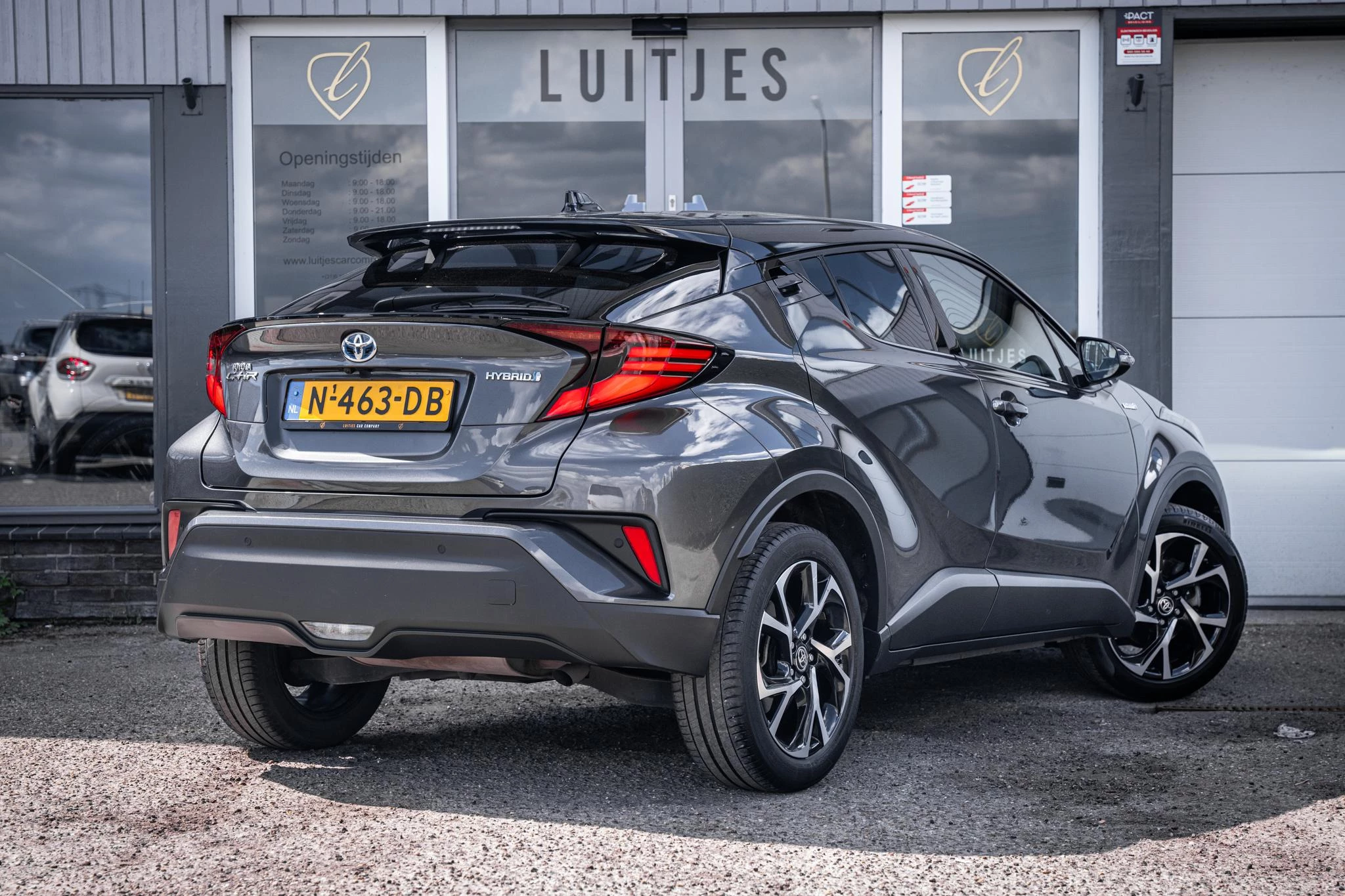 Hoofdafbeelding Toyota C-HR