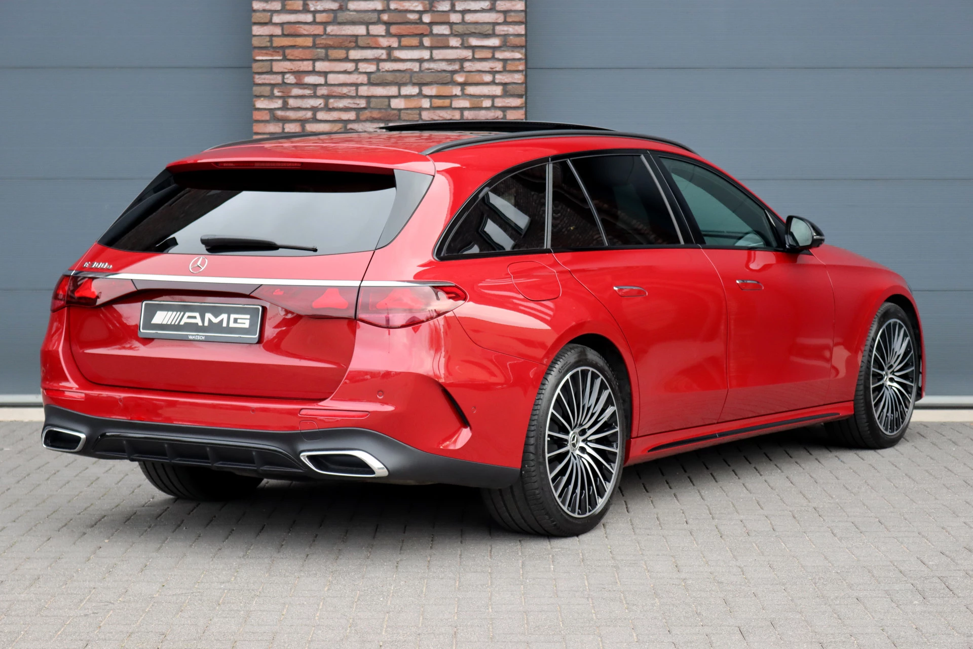 Hoofdafbeelding Mercedes-Benz E-Klasse