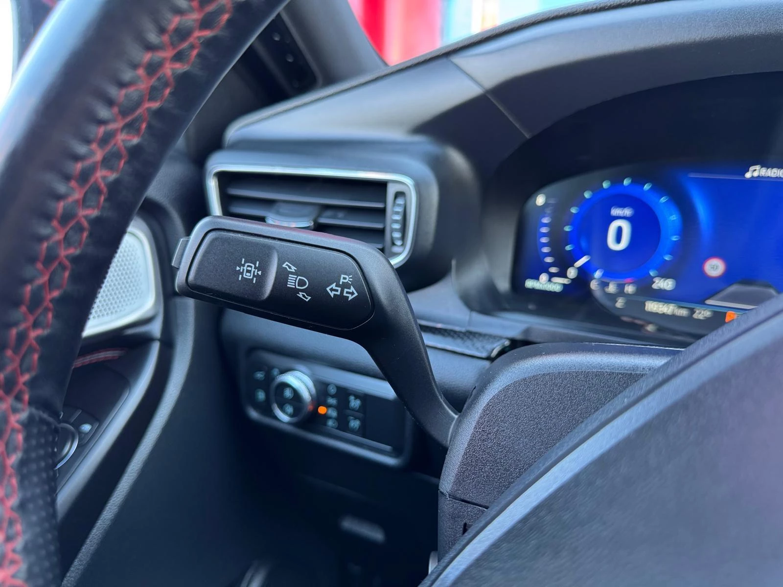 Hoofdafbeelding Ford Explorer