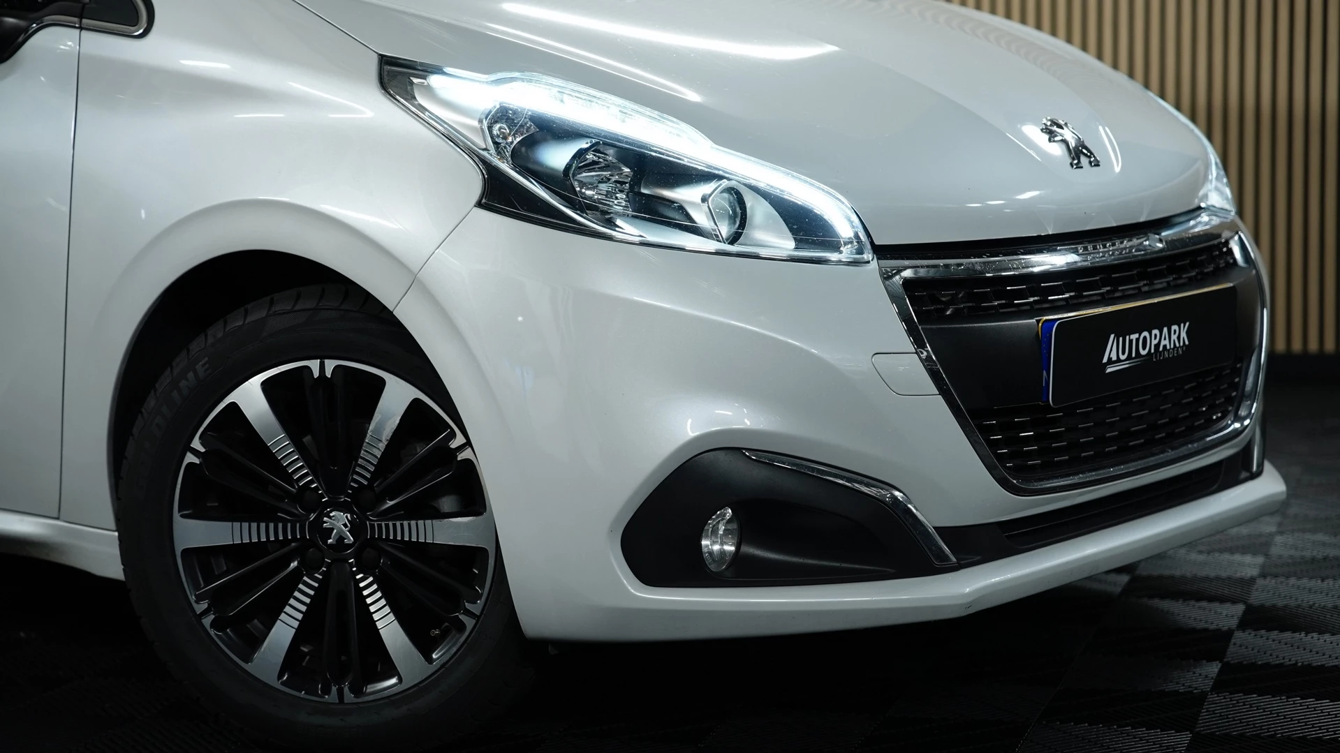 Hoofdafbeelding Peugeot 208