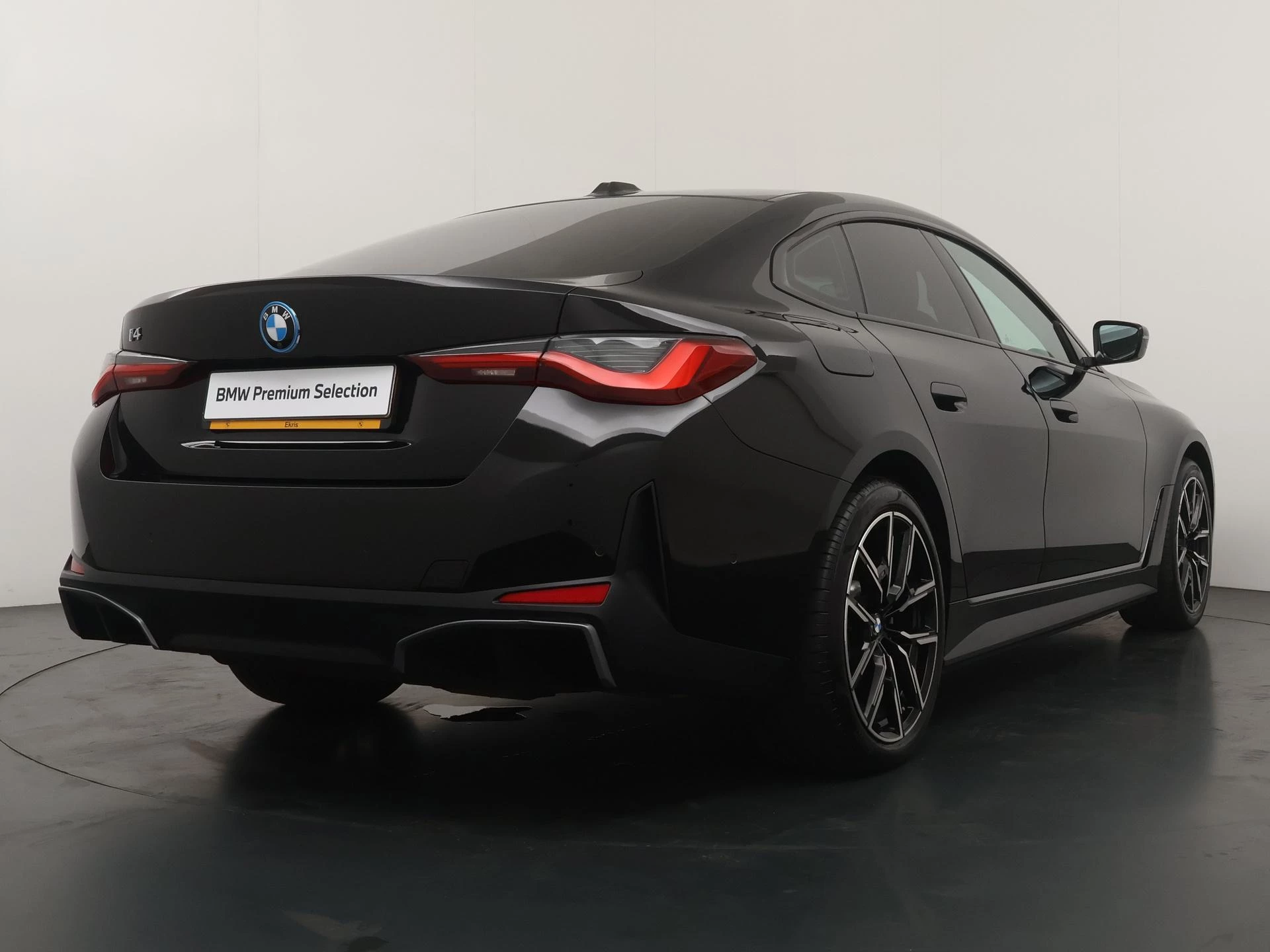 Hoofdafbeelding BMW i4