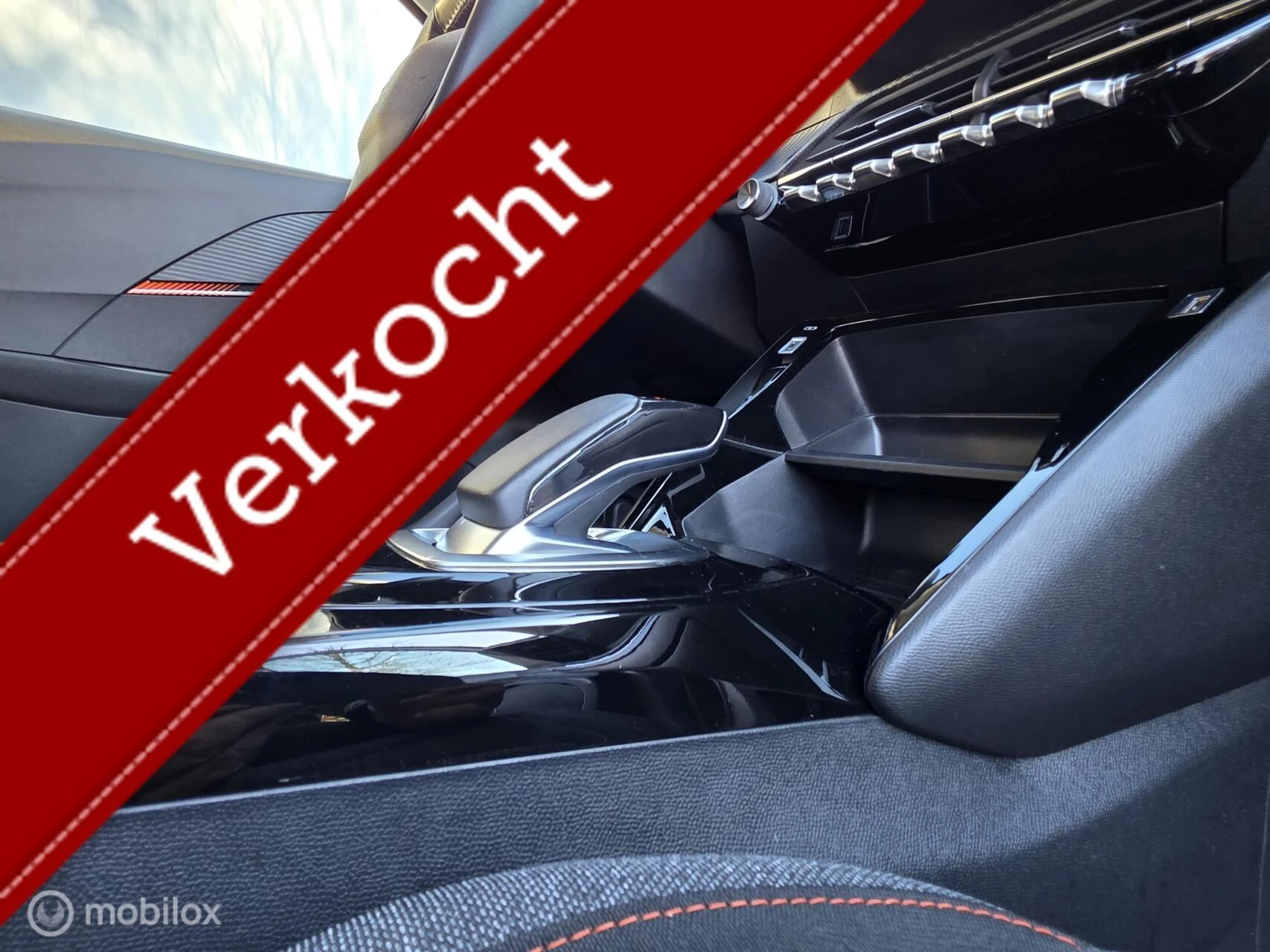 Hoofdafbeelding Peugeot e-208