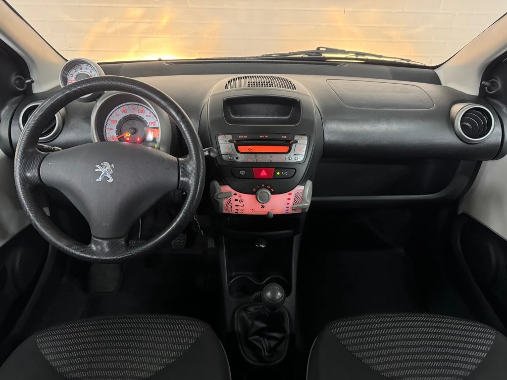 Hoofdafbeelding Peugeot 107