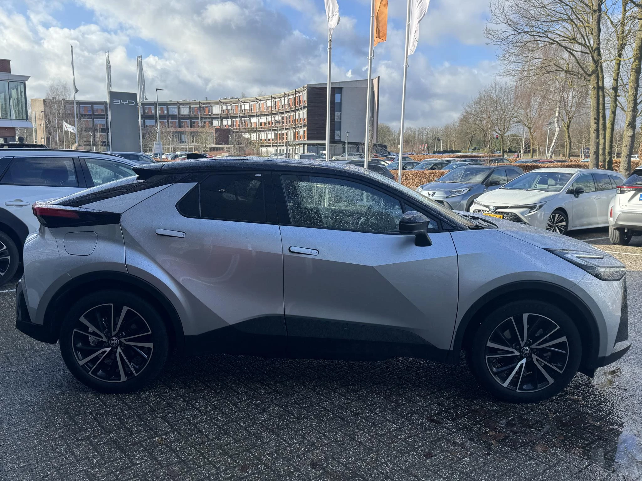 Hoofdafbeelding Toyota C-HR