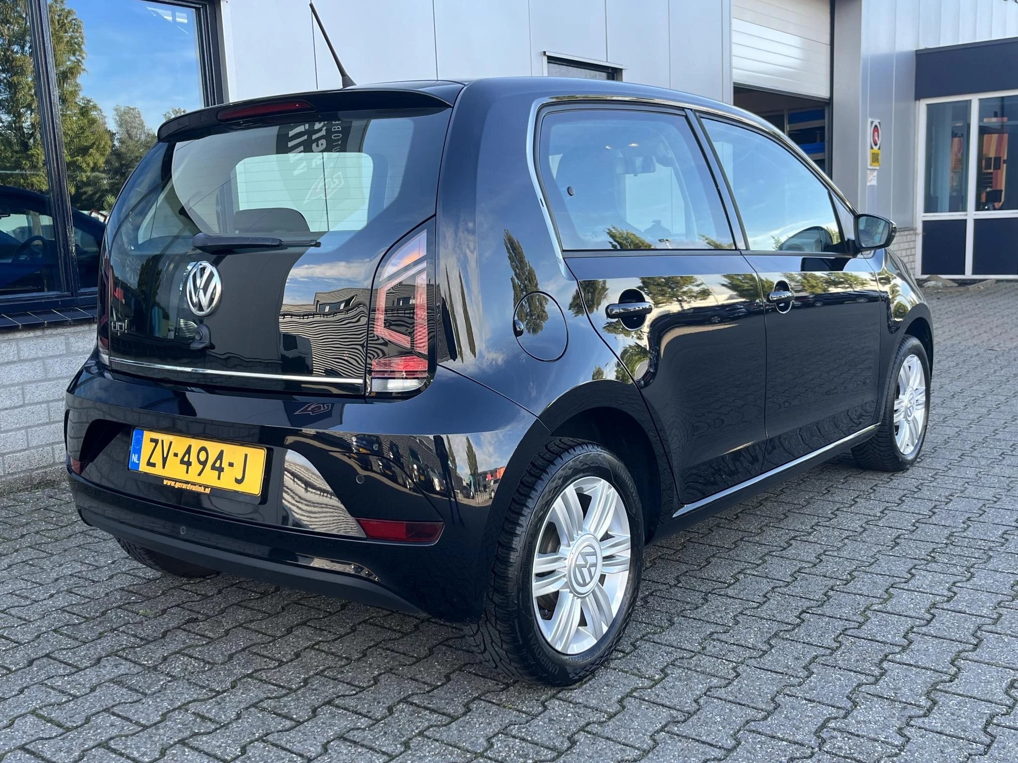 Hoofdafbeelding Volkswagen up!