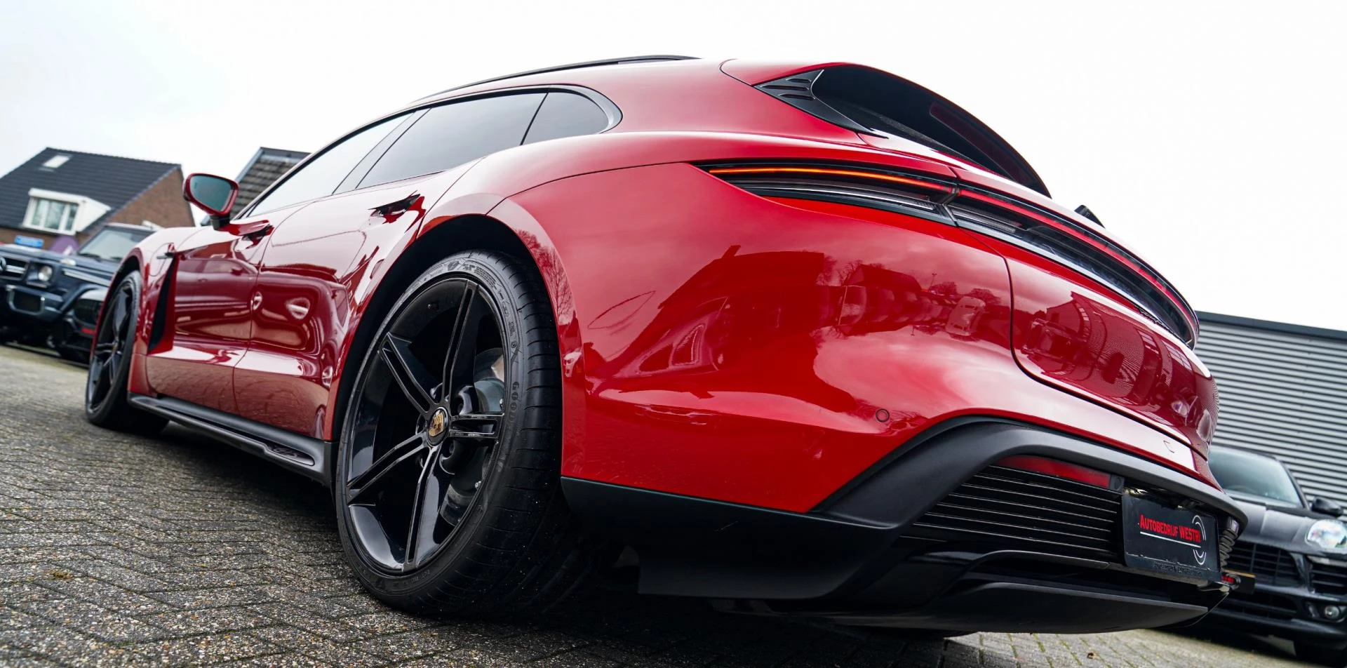 Hoofdafbeelding Porsche Taycan