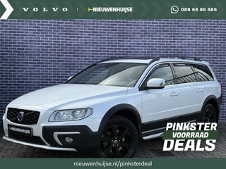 Volvo XC70 2.0 T5 FWD Summum | Bi-Xenon koplampen | Trekhaak | Schuif kantel dak | Standkachel | 18"Glossy black velgen | Lederen interieur | elektrisch verstelbare voorstoelen | verwarmbare voorstoelen |
