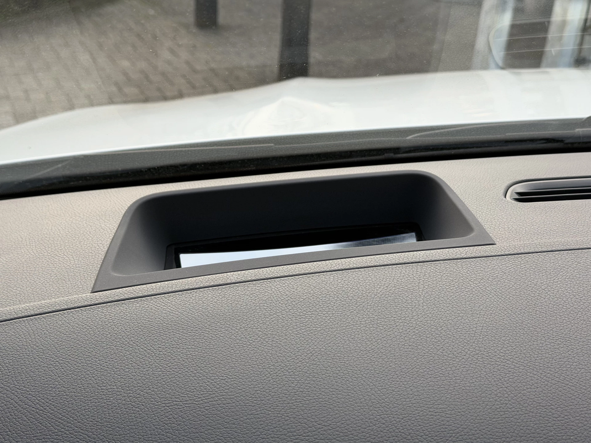 Hoofdafbeelding Mercedes-Benz EQA