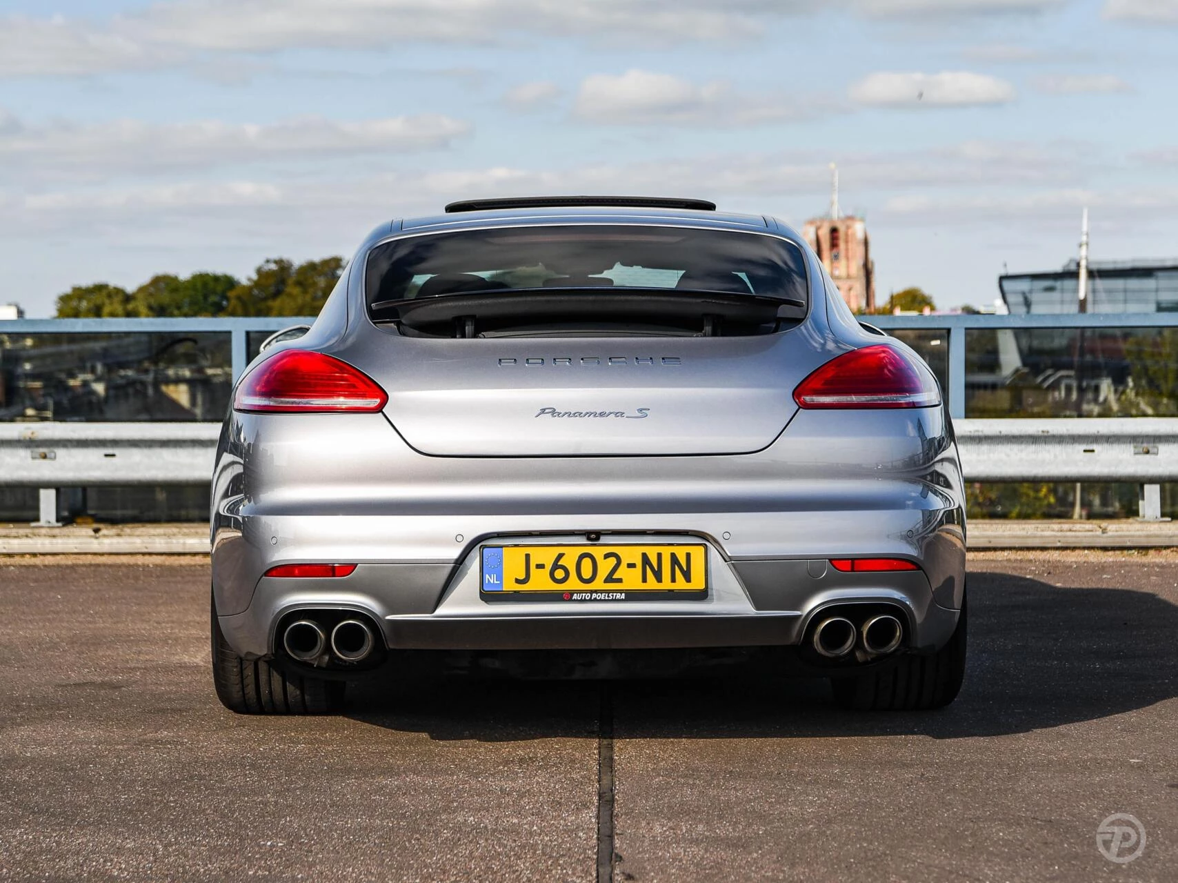 Hoofdafbeelding Porsche Panamera