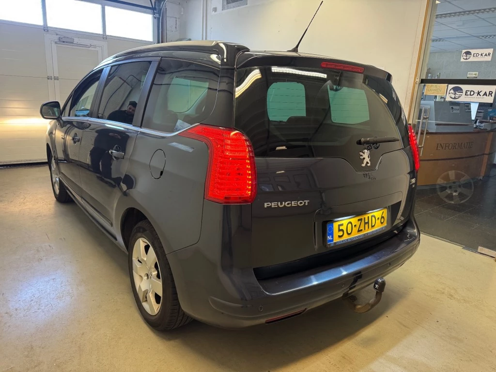 Hoofdafbeelding Peugeot 5008