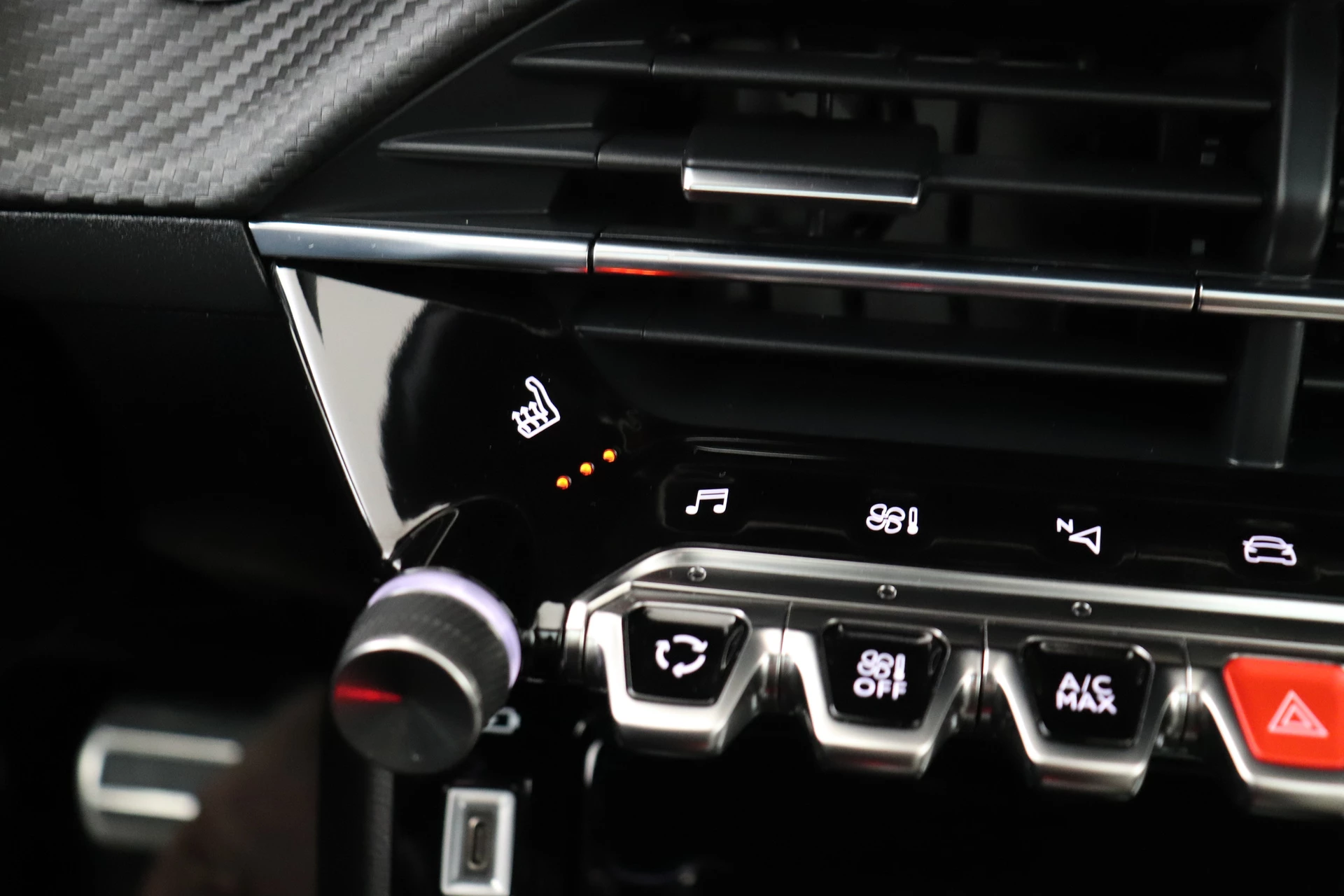 Hoofdafbeelding Peugeot e-208