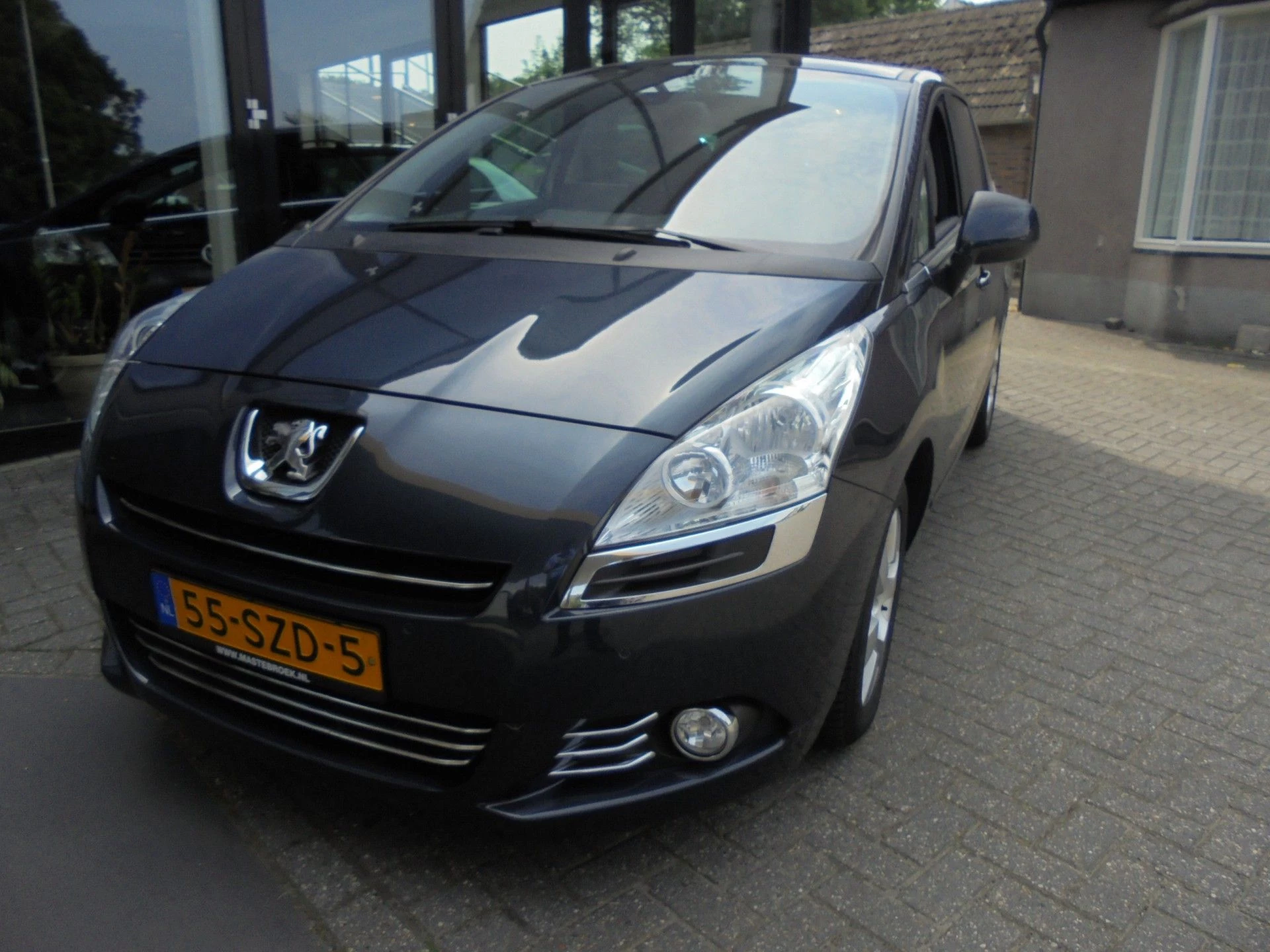 Hoofdafbeelding Peugeot 5008