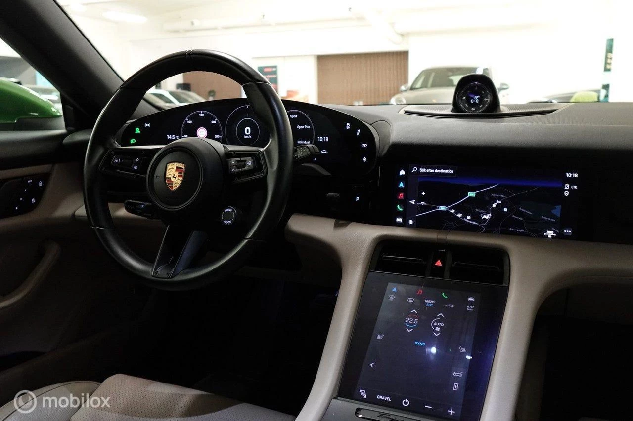 Hoofdafbeelding Porsche Taycan