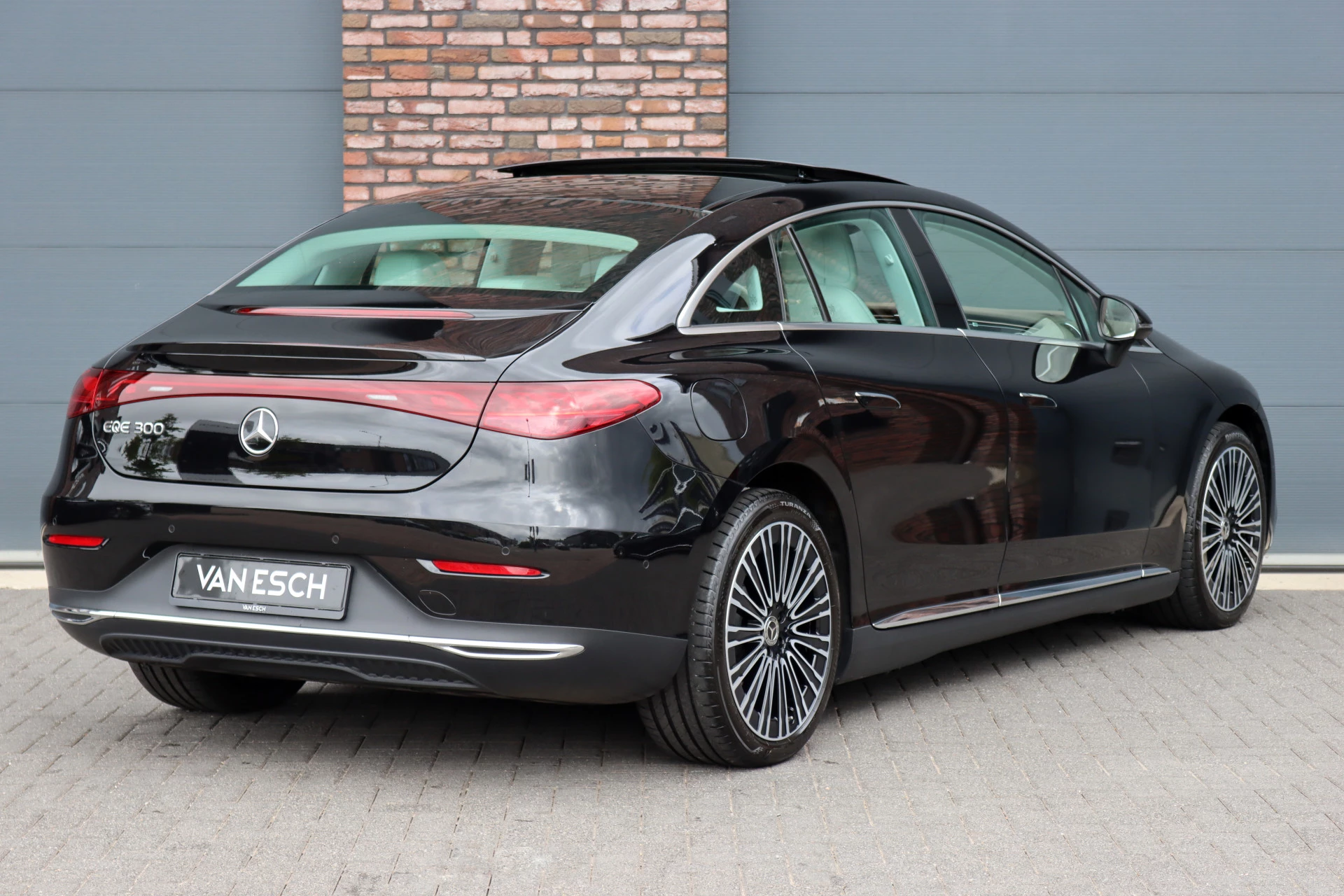 Hoofdafbeelding Mercedes-Benz EQE