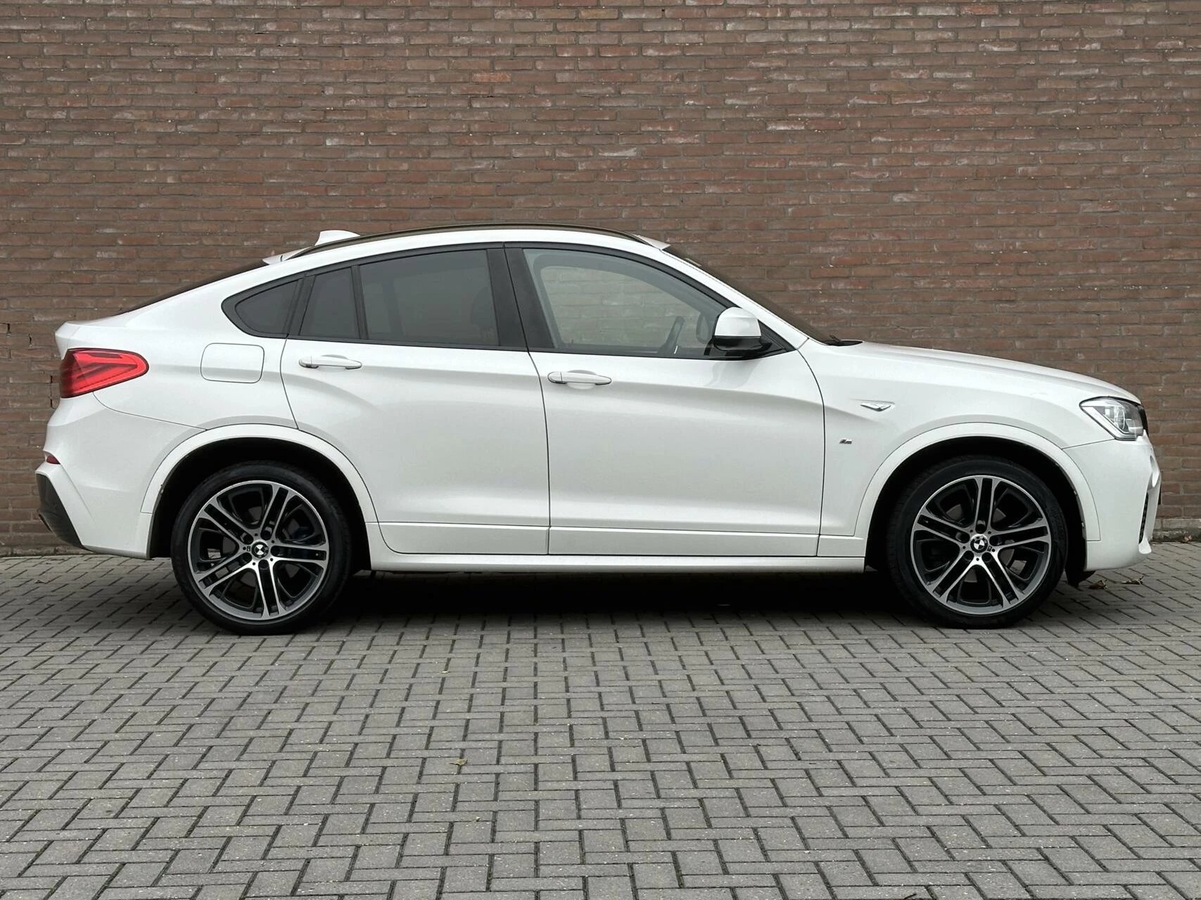 Hoofdafbeelding BMW X4