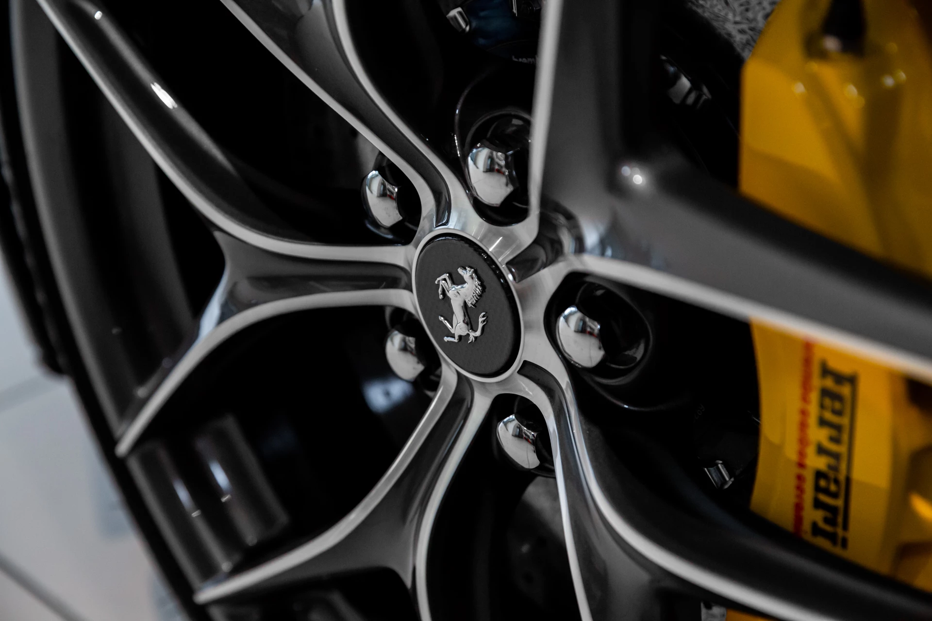 Hoofdafbeelding Ferrari F12