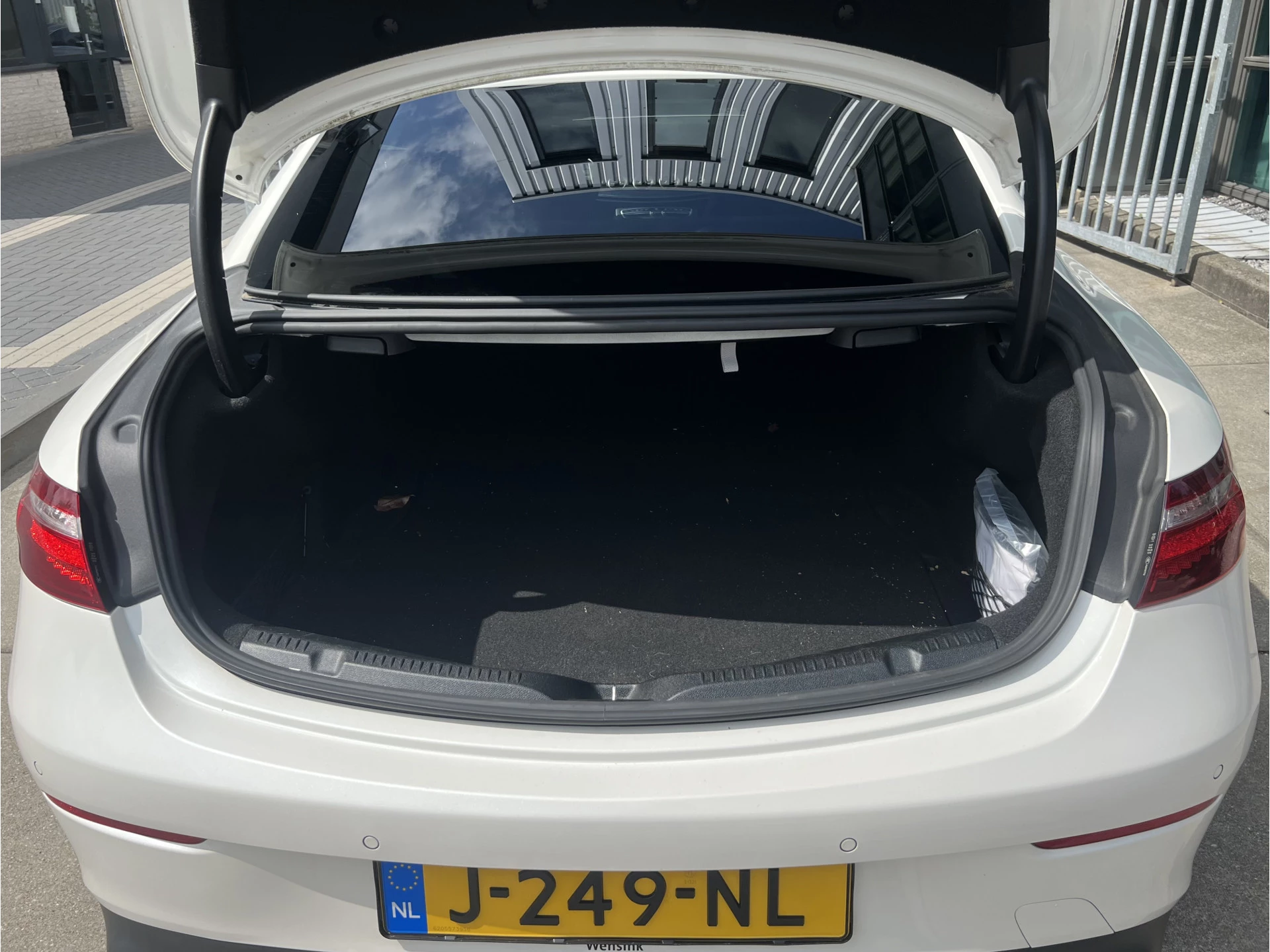 Hoofdafbeelding Mercedes-Benz E-Klasse