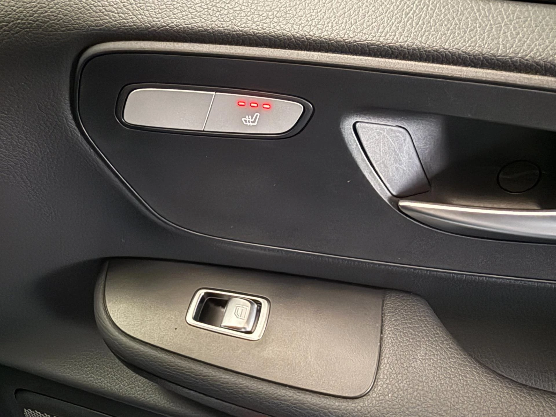 Hoofdafbeelding Mercedes-Benz EQV