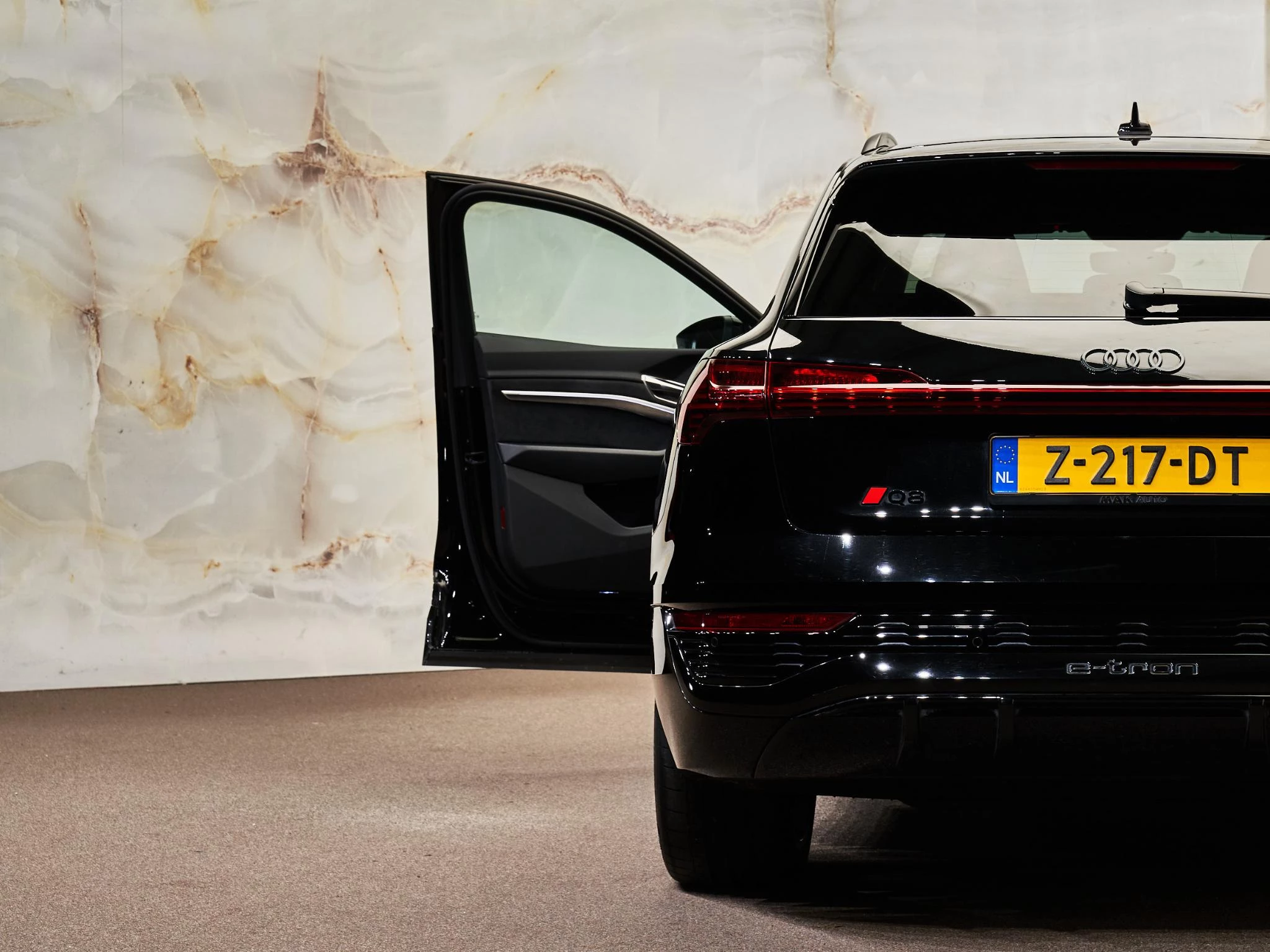 Hoofdafbeelding Audi Q8 e-tron