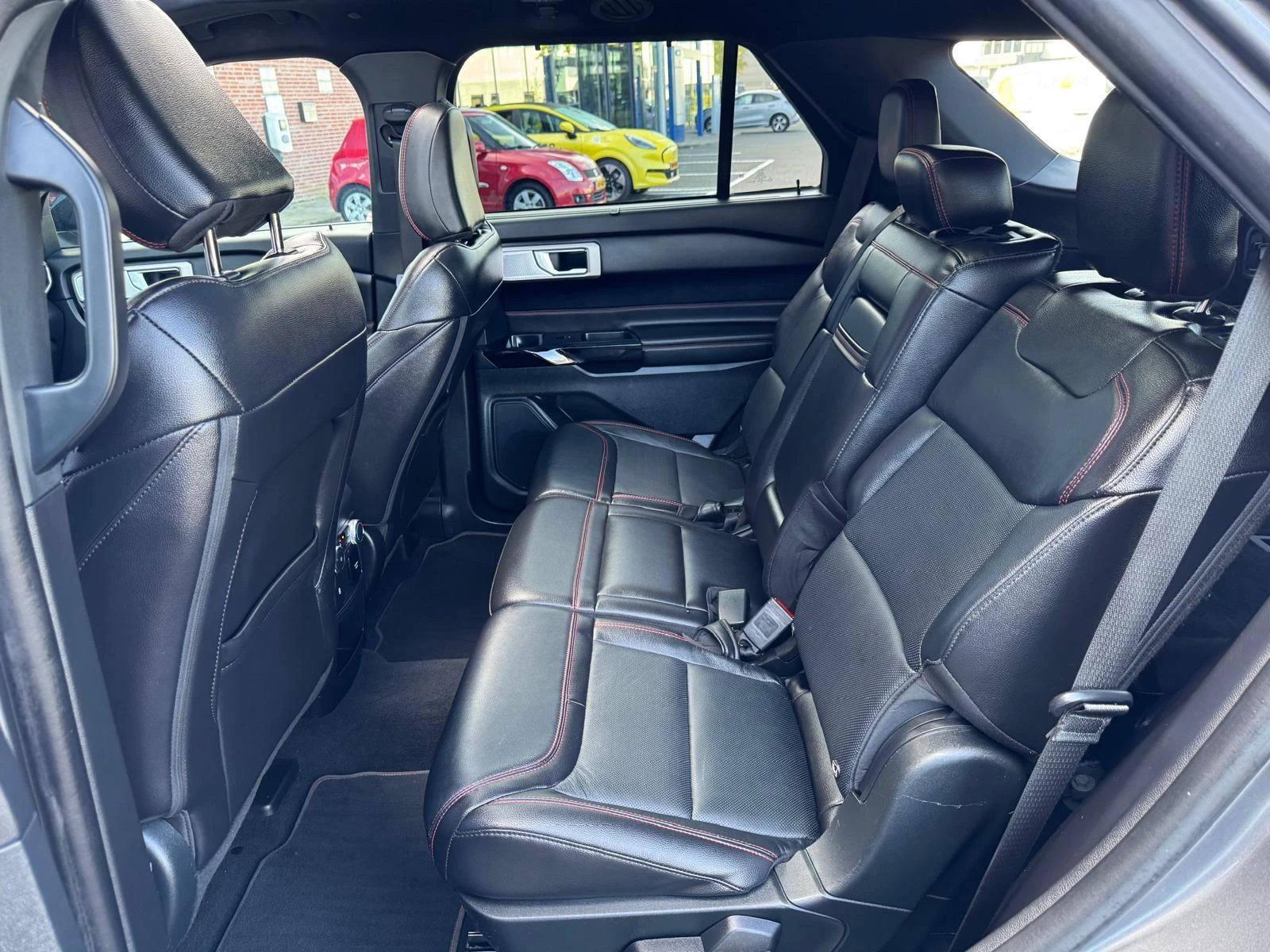 Hoofdafbeelding Ford Explorer