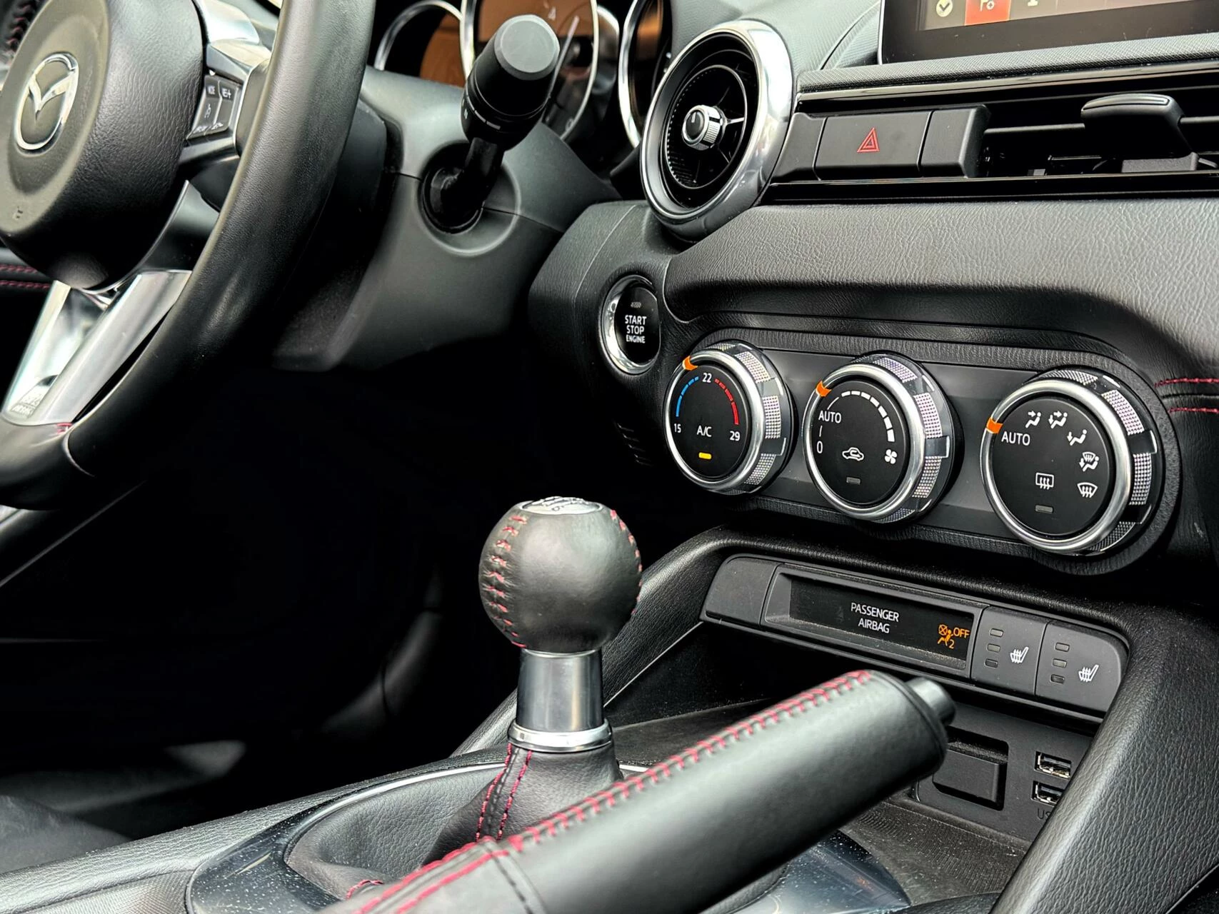 Hoofdafbeelding Mazda MX-5