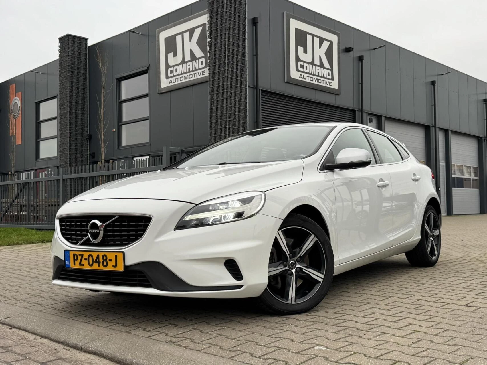 Hoofdafbeelding Volvo V40