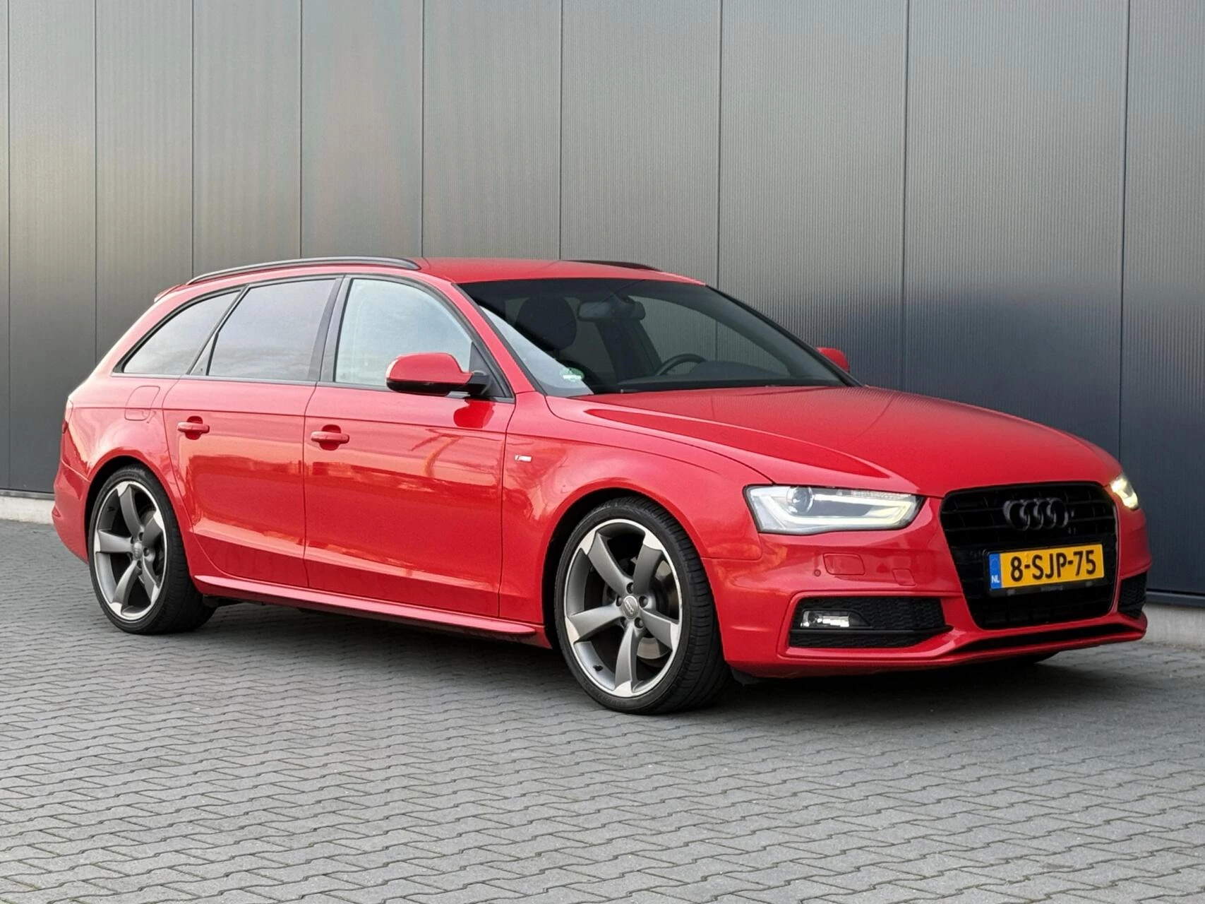 Hoofdafbeelding Audi A4
