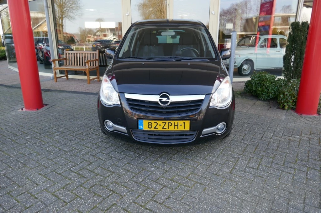 Hoofdafbeelding Opel Agila