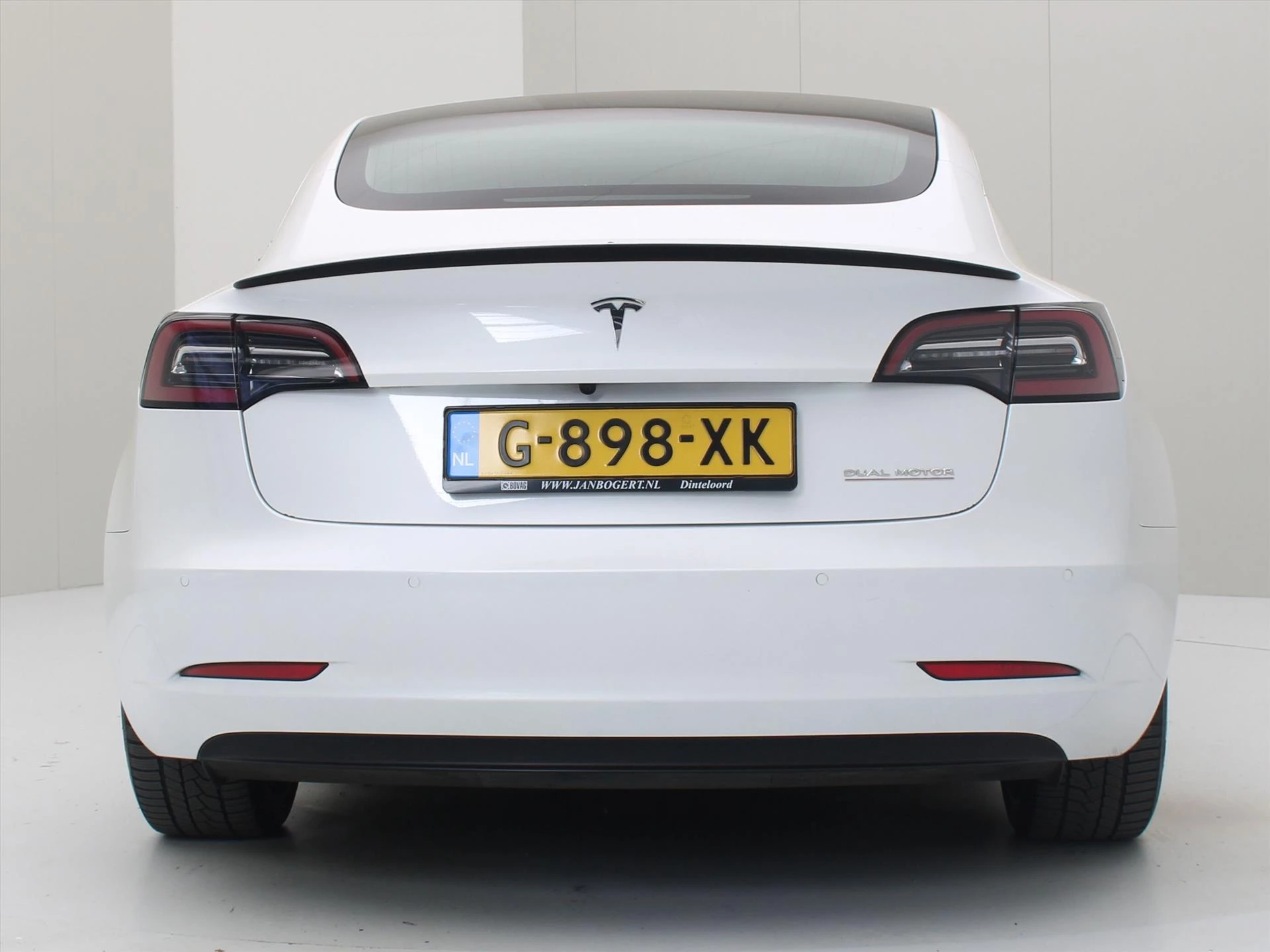 Hoofdafbeelding Tesla Model 3