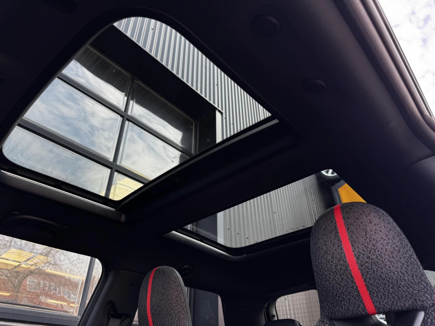 Hoofdafbeelding MINI Cooper S