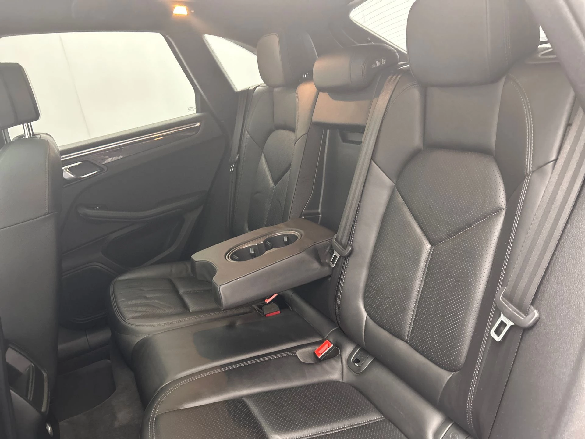 Hoofdafbeelding Porsche Macan