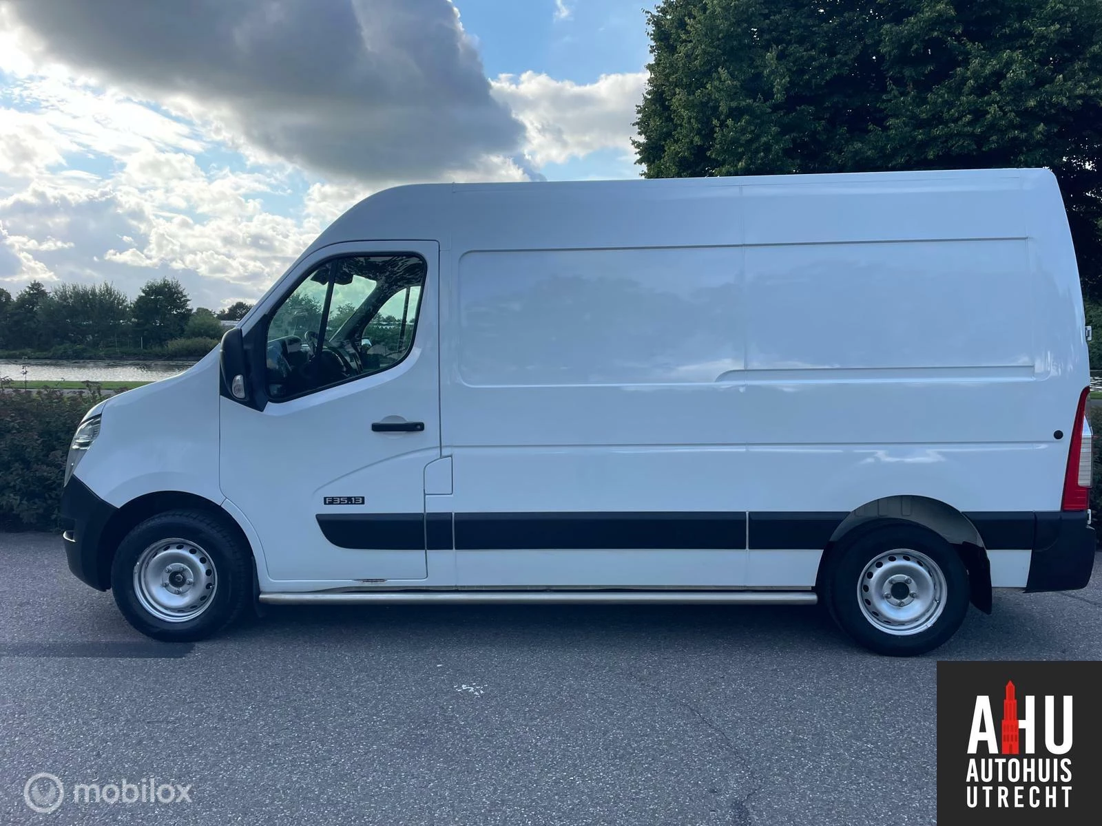 Hoofdafbeelding Nissan NV400