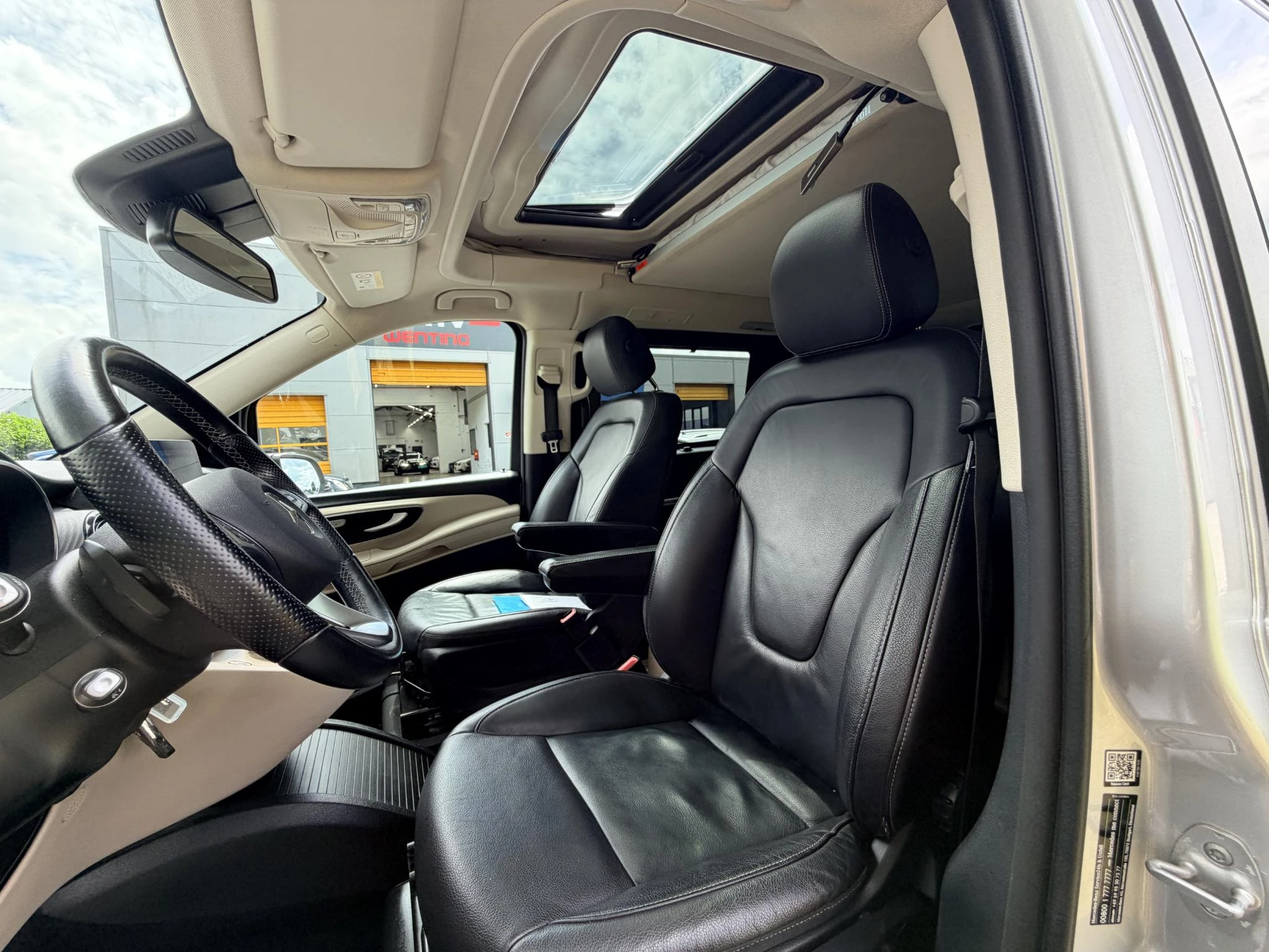 Hoofdafbeelding Mercedes-Benz Marco Polo