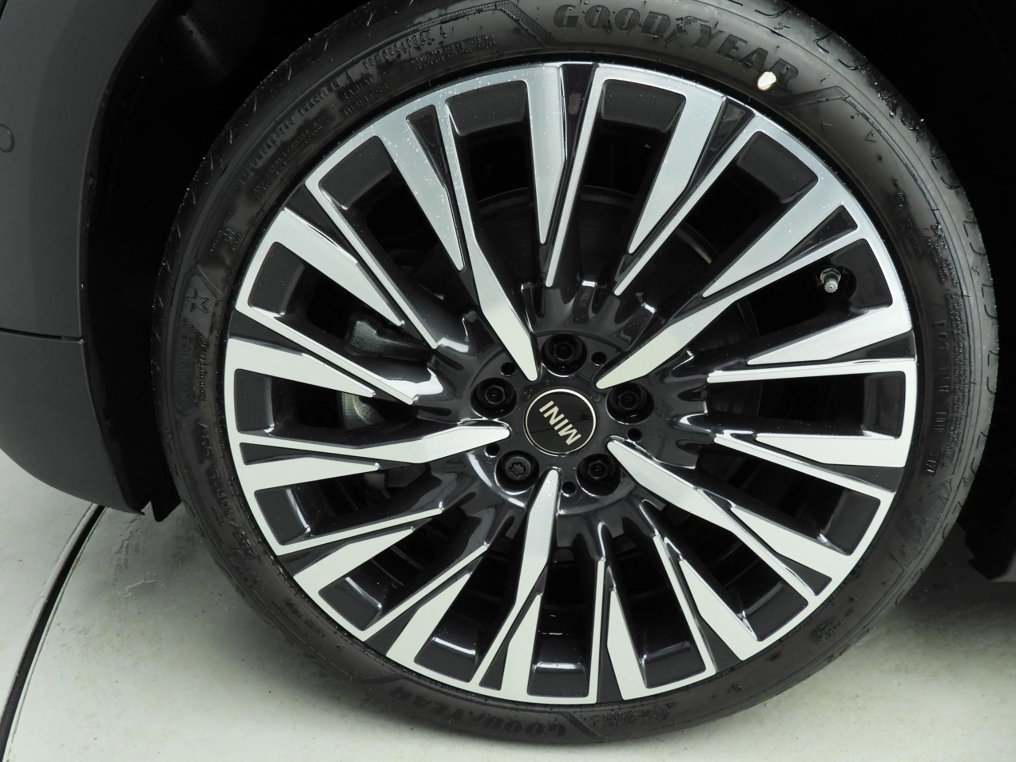 Hoofdafbeelding MINI Aceman