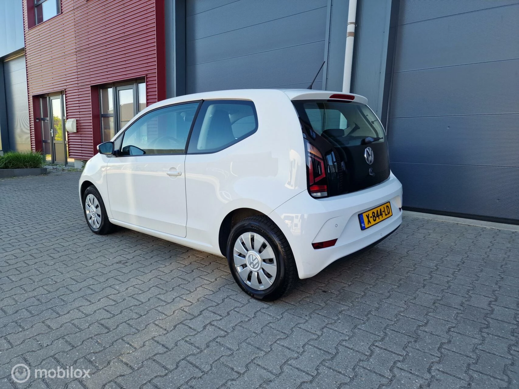 Hoofdafbeelding Volkswagen up!
