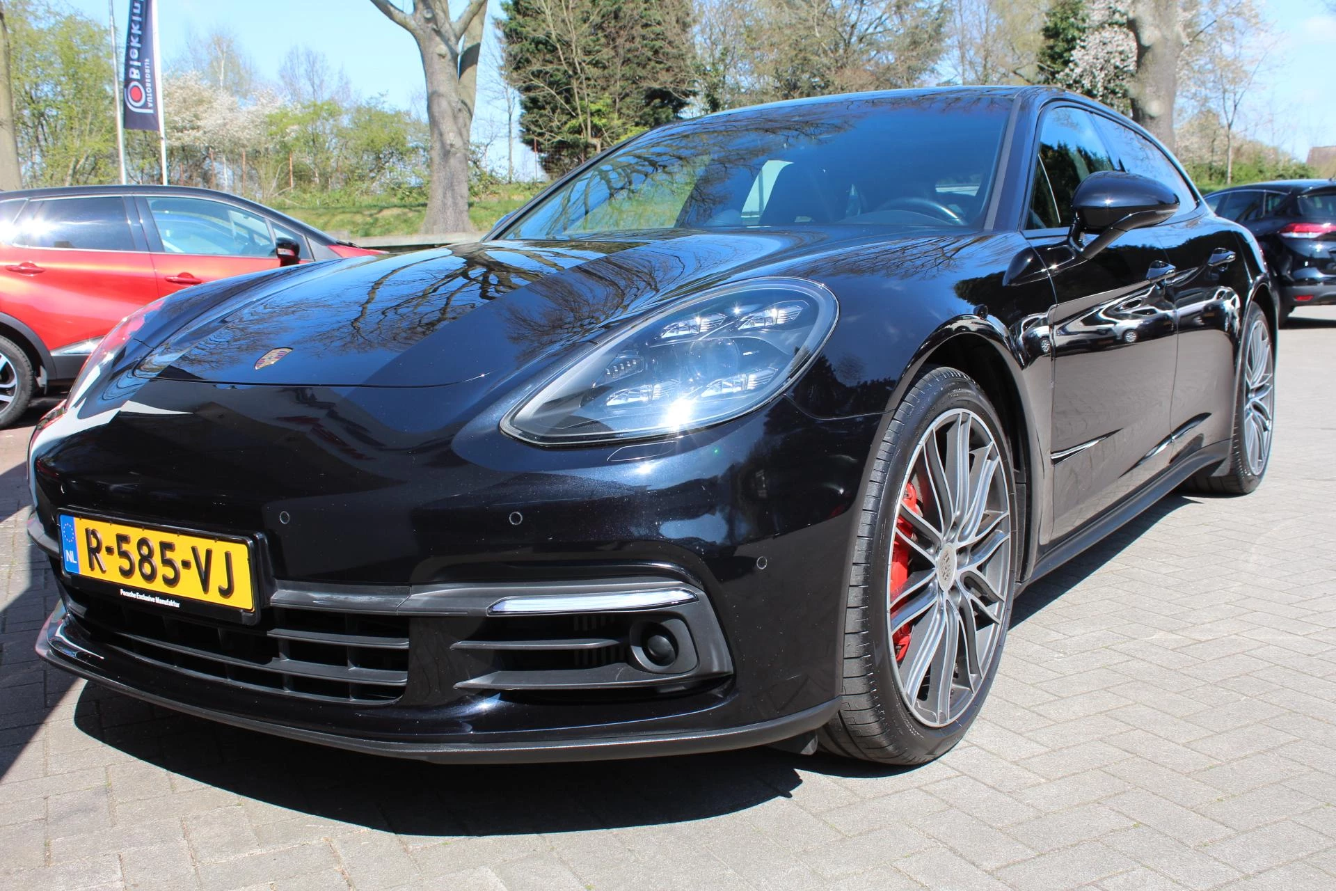Hoofdafbeelding Porsche Panamera