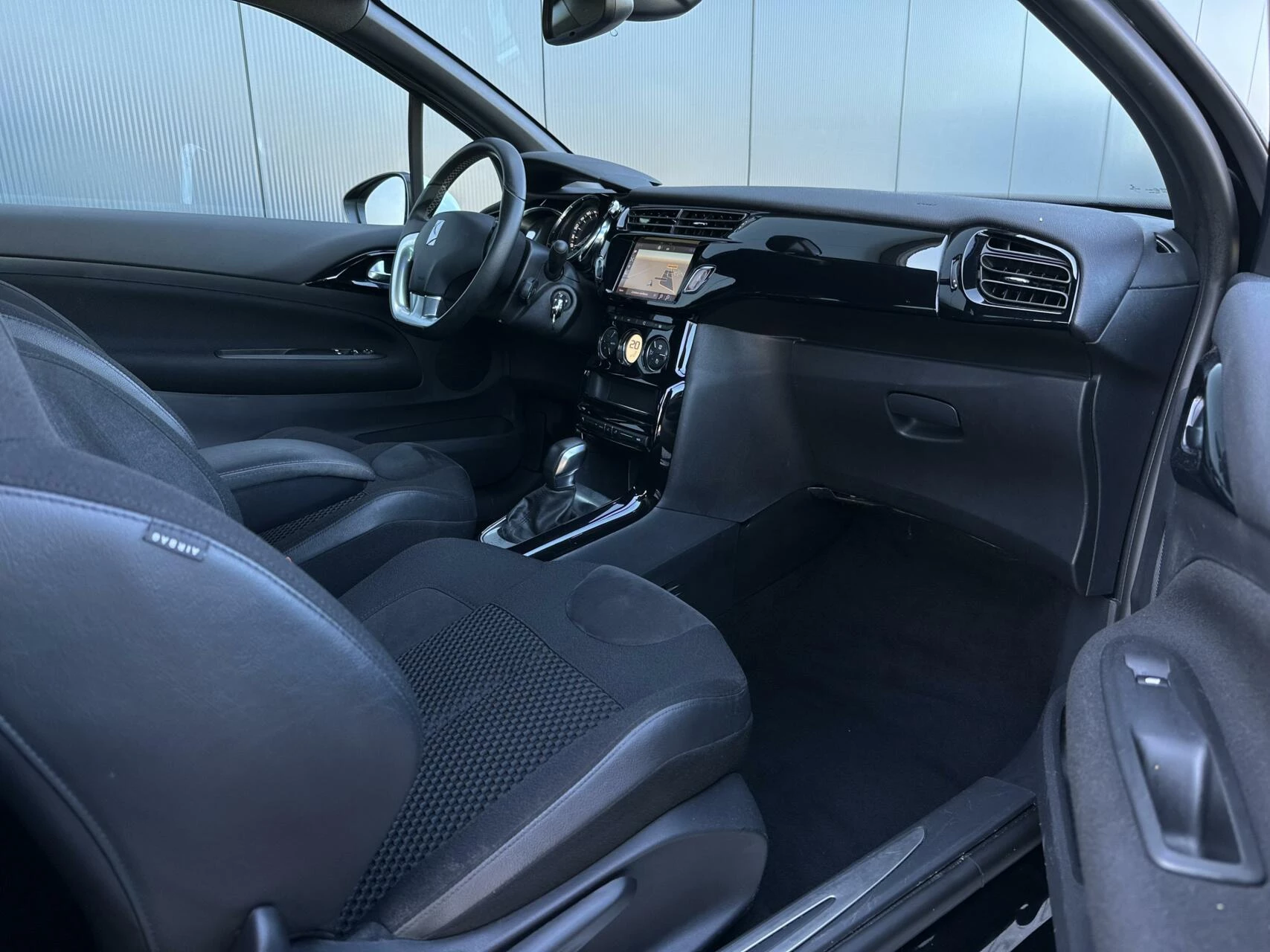 Hoofdafbeelding DS DS 3