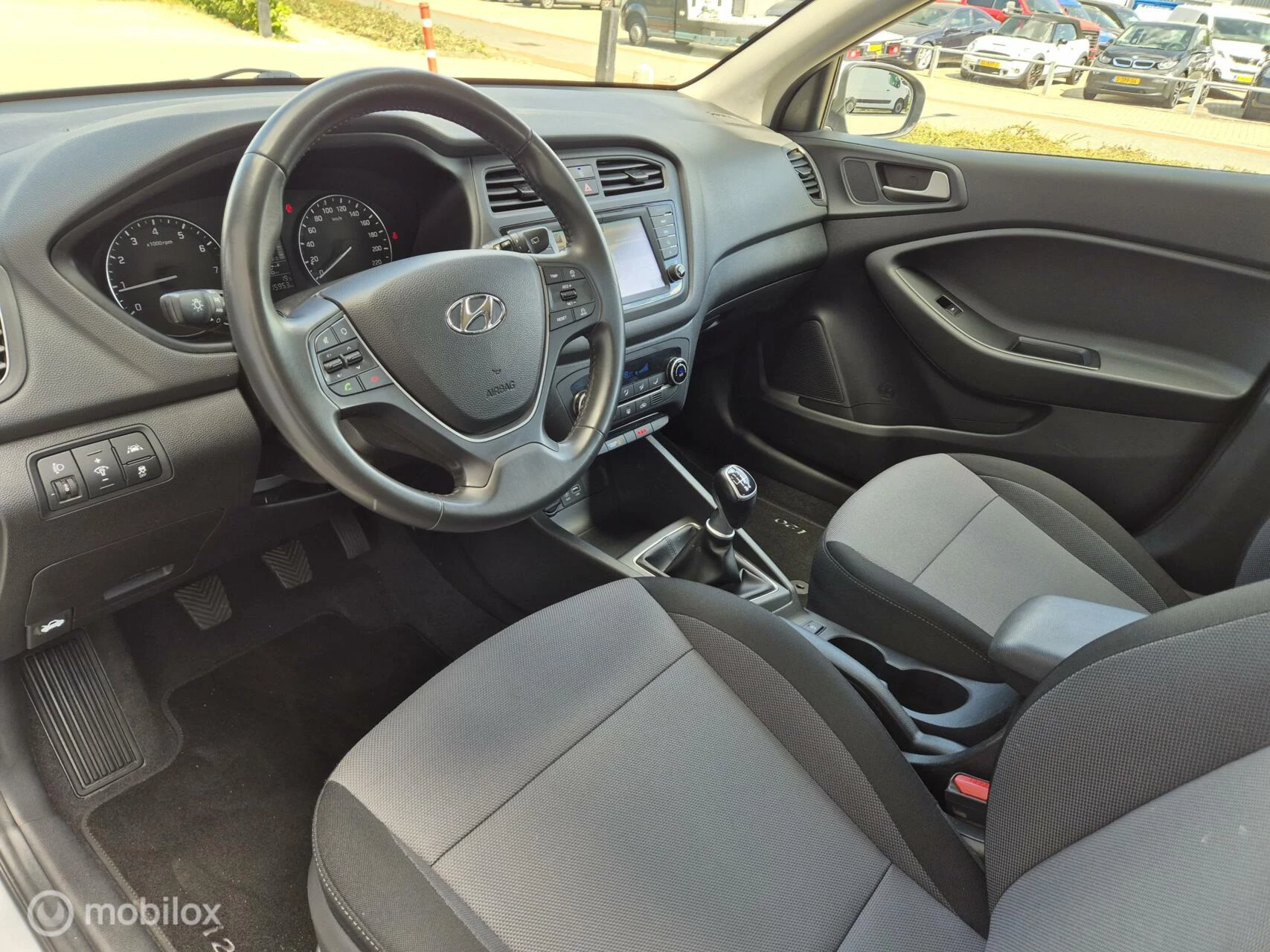 Hoofdafbeelding Hyundai i20