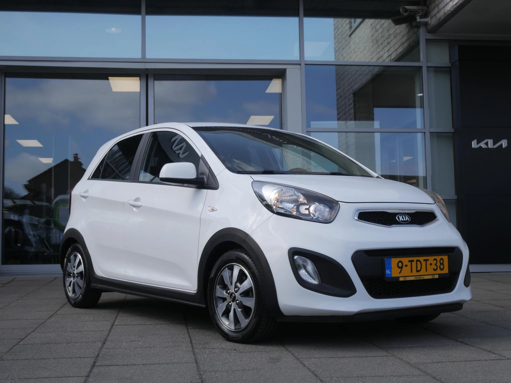 Hoofdafbeelding Kia Picanto