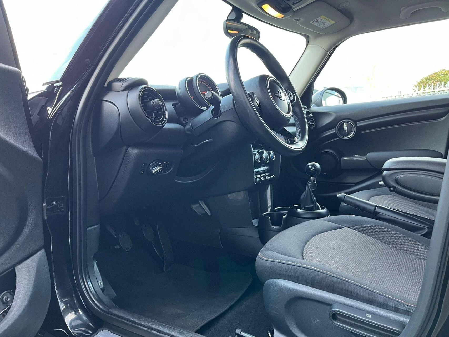 Hoofdafbeelding MINI One