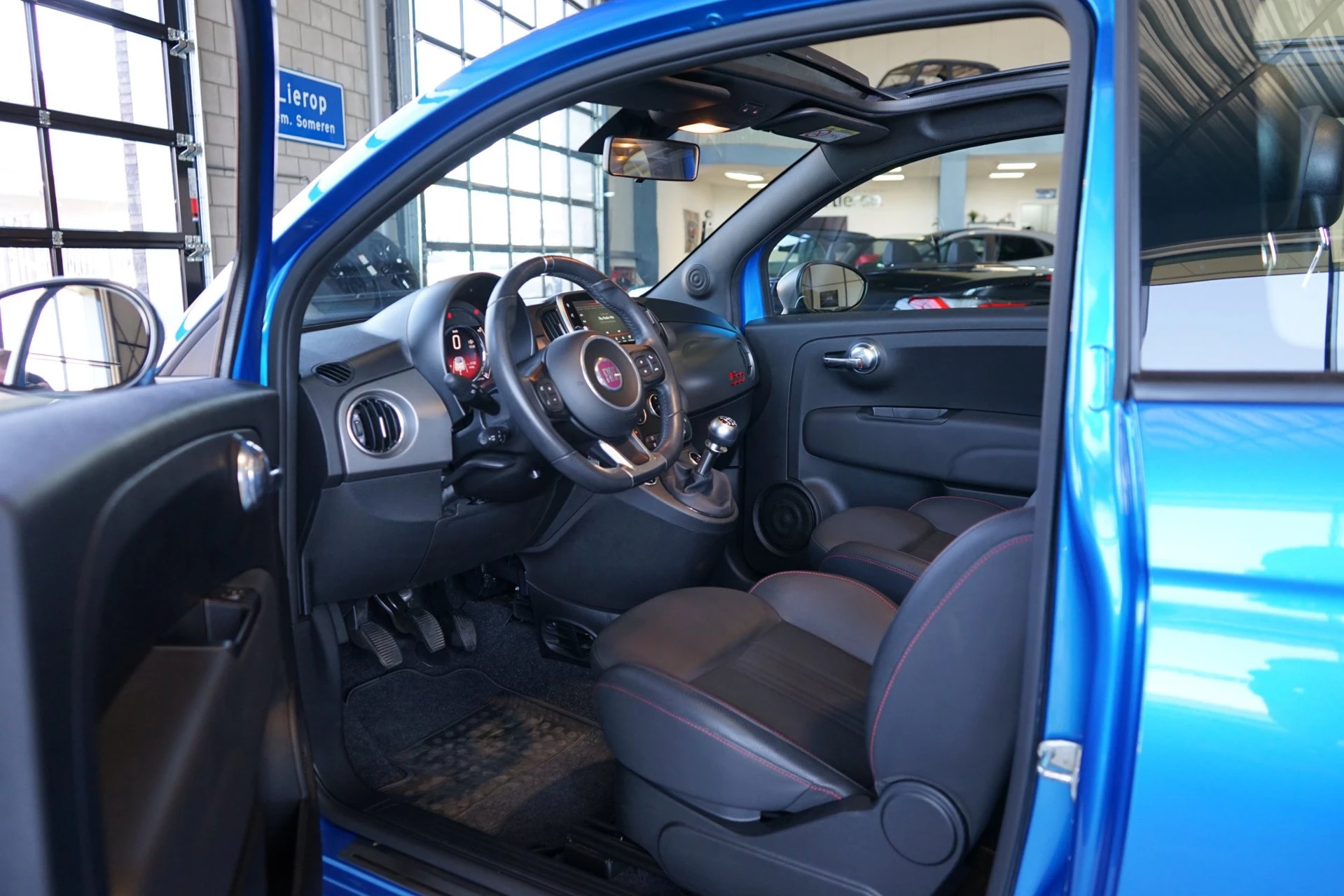 Hoofdafbeelding Fiat 500C