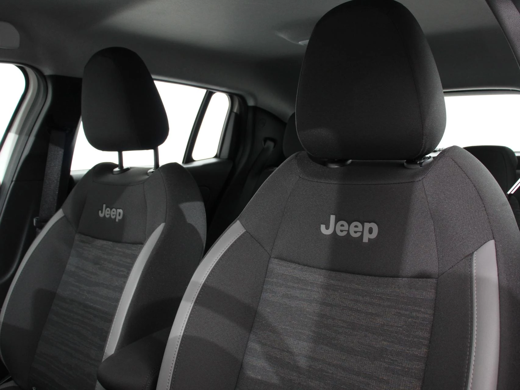 Hoofdafbeelding Jeep Avenger