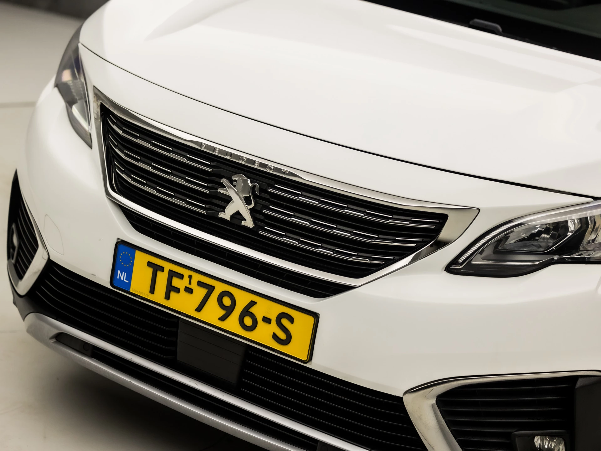 Hoofdafbeelding Peugeot 5008