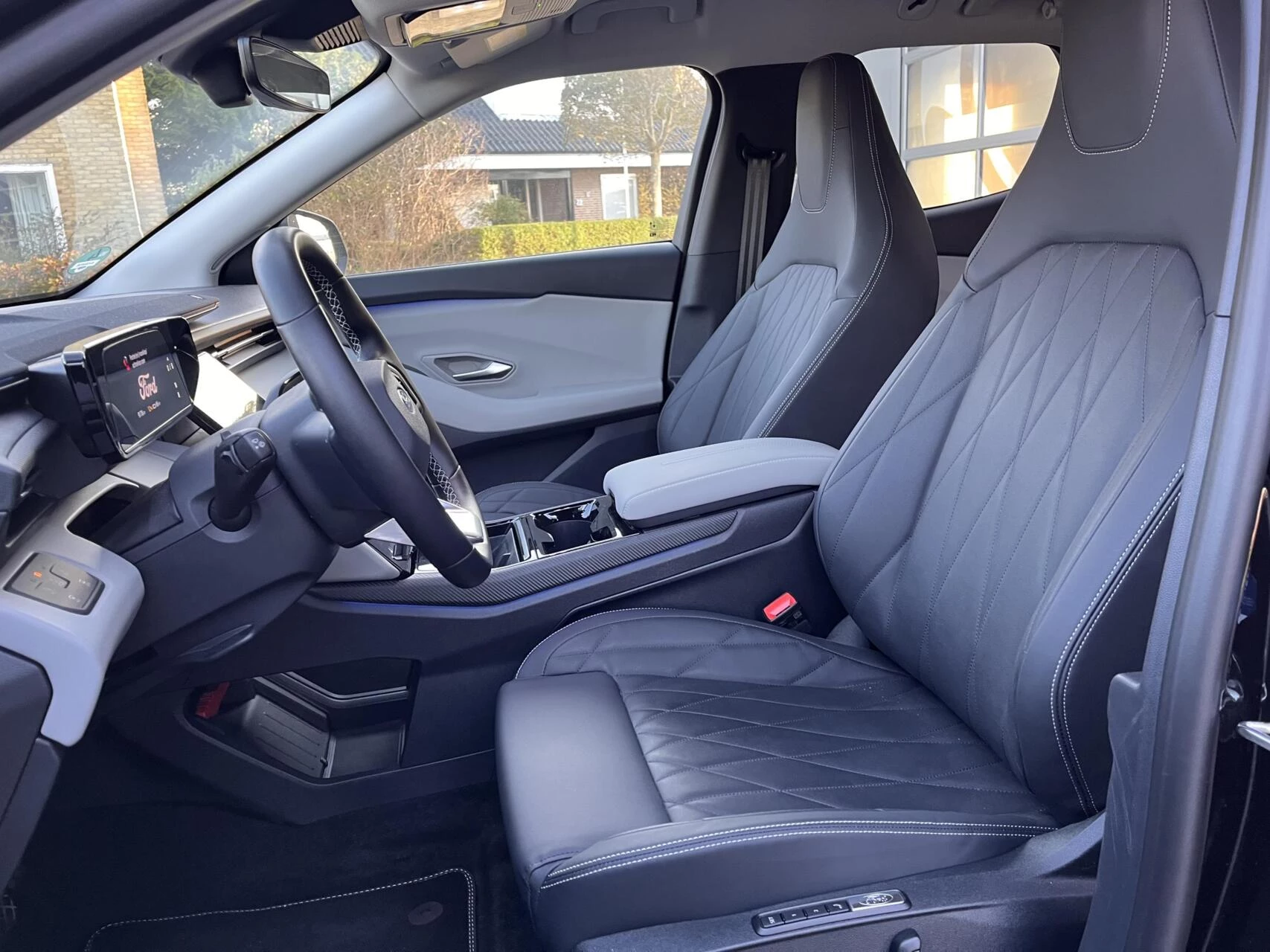 Hoofdafbeelding Ford Explorer