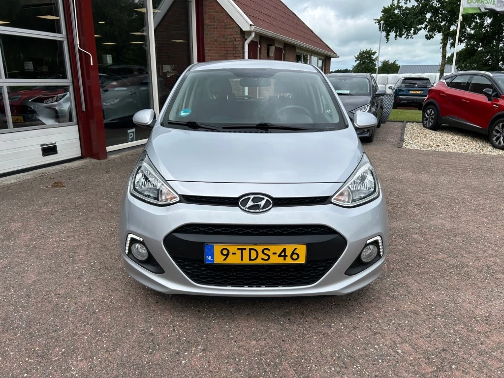 Hoofdafbeelding Hyundai i10