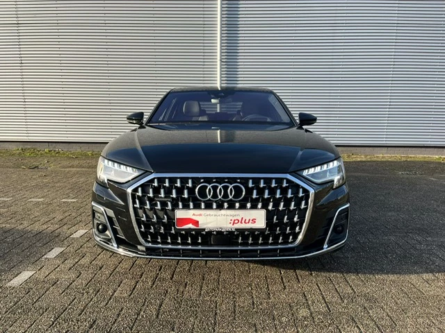 Hoofdafbeelding Audi A8